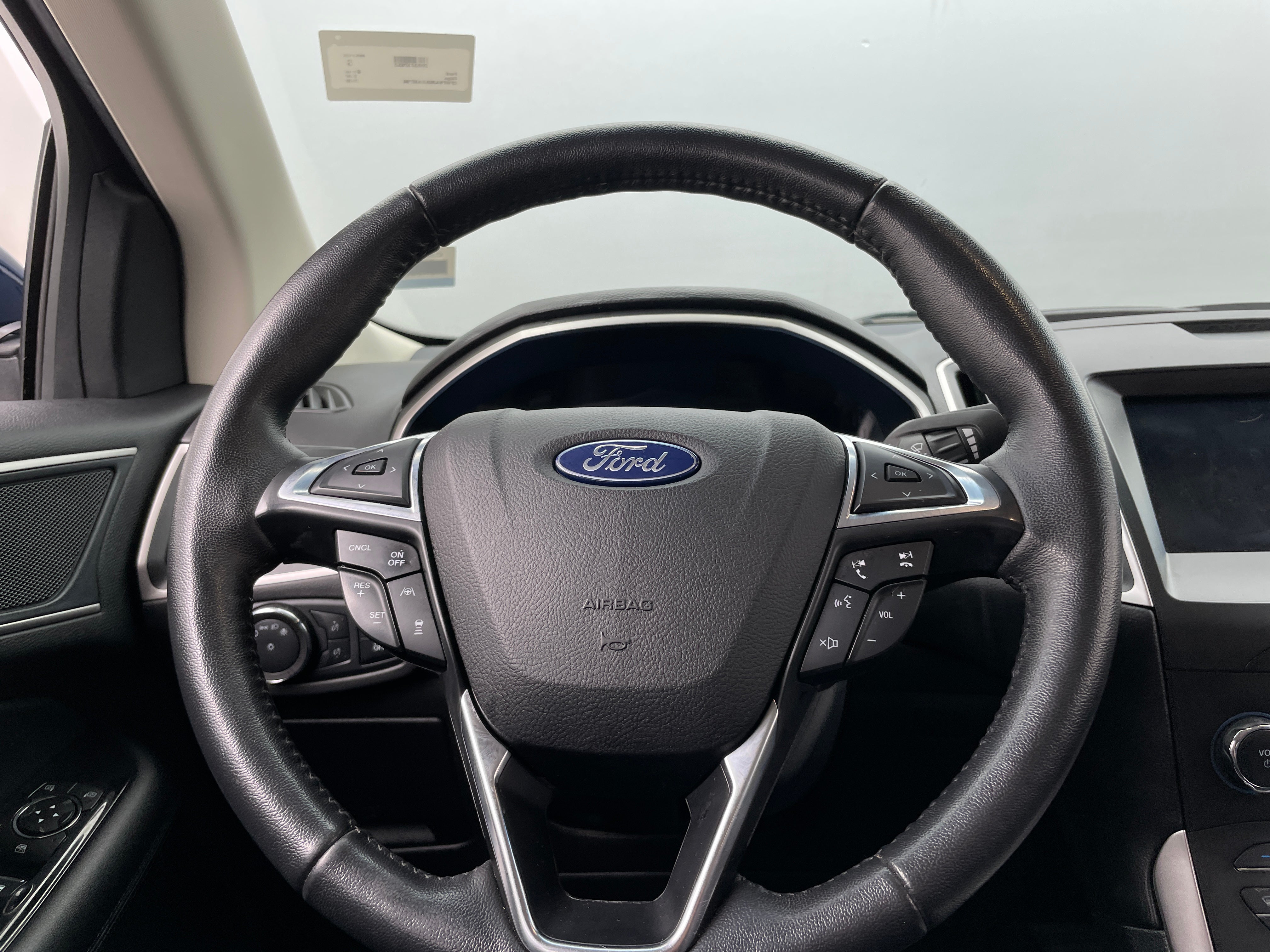 2020 Ford Edge SEL 4