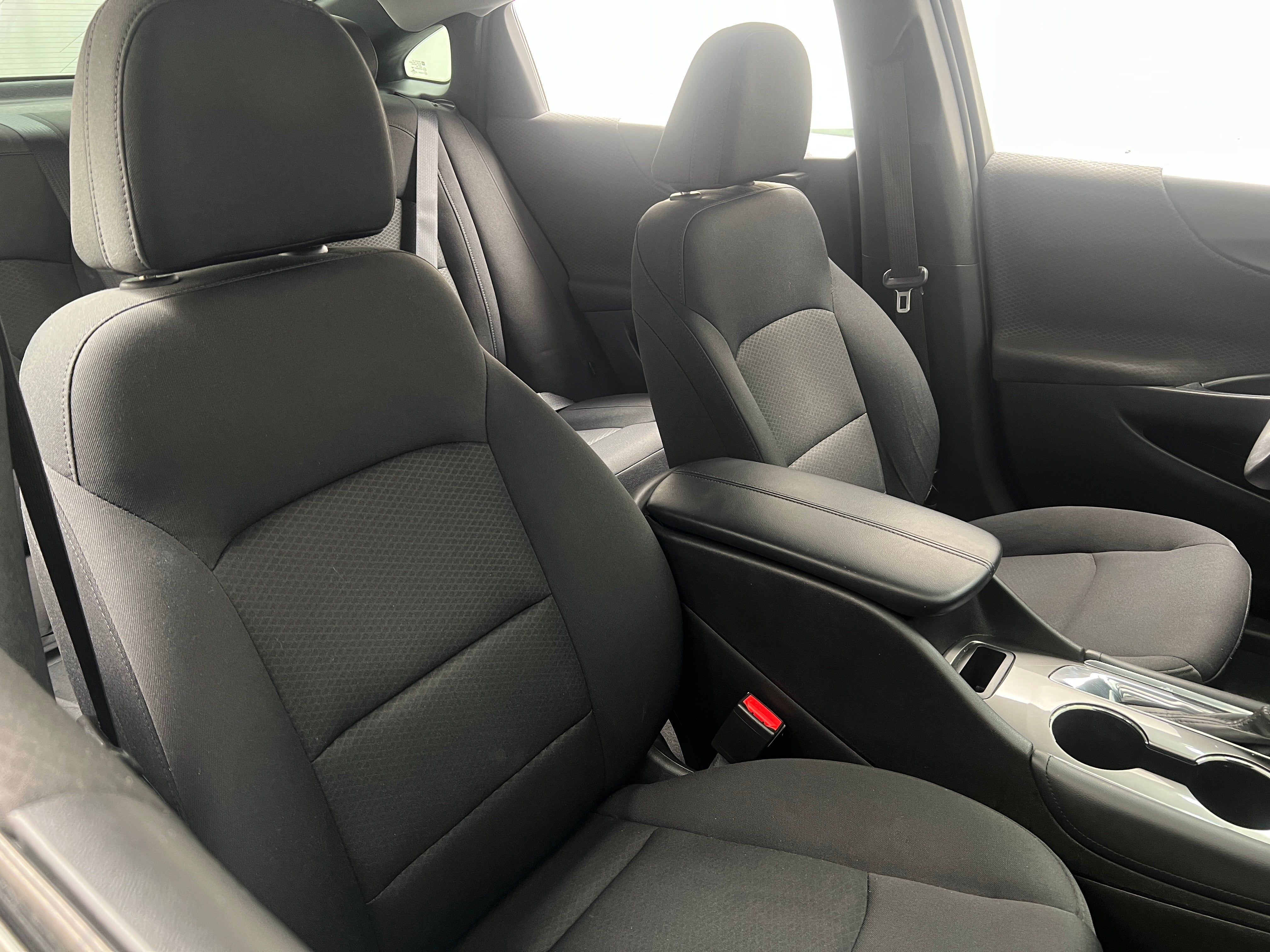 2016 Chevrolet Malibu LT 2