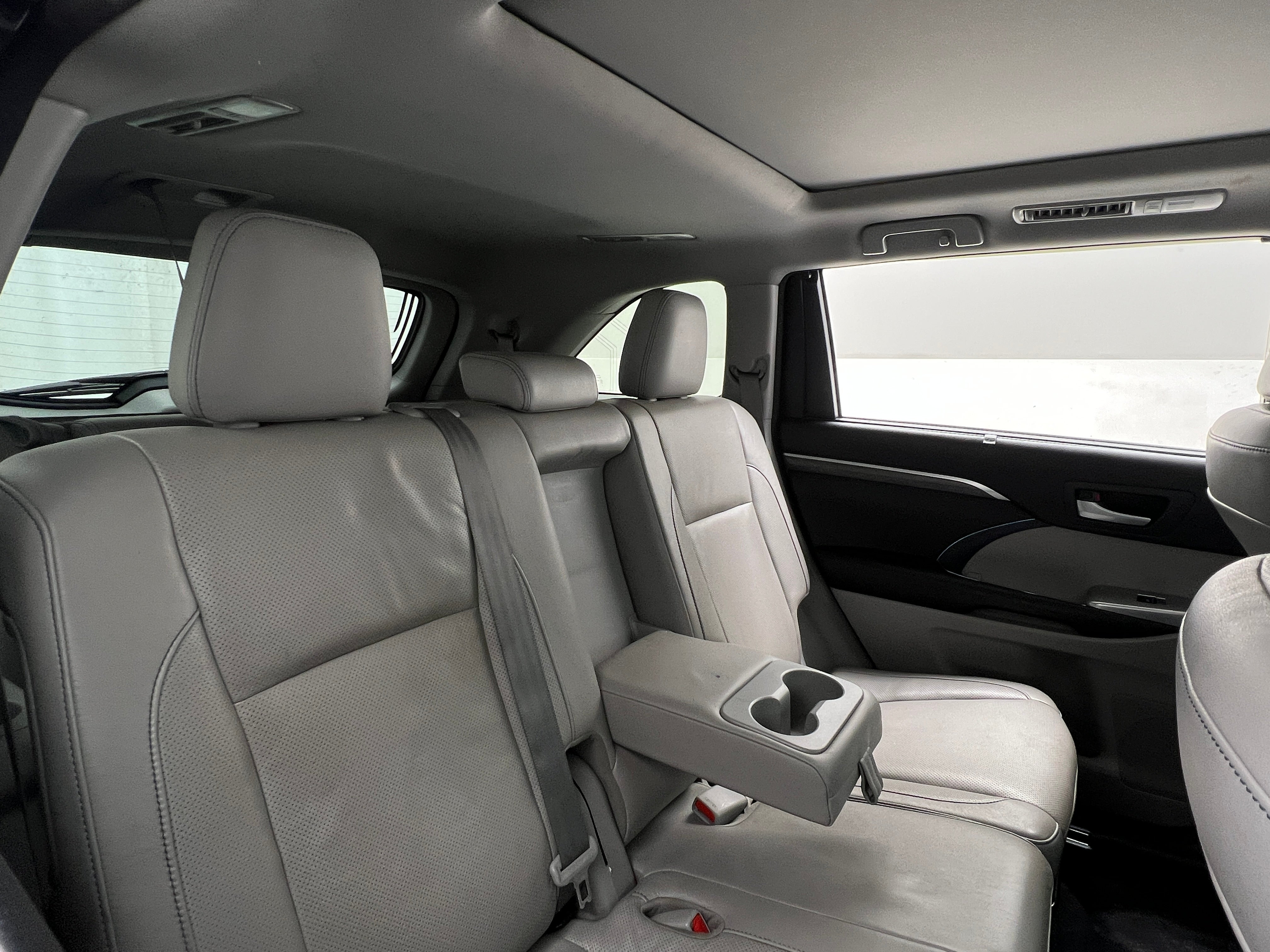 2017 Toyota Highlander Limited Platinum 5