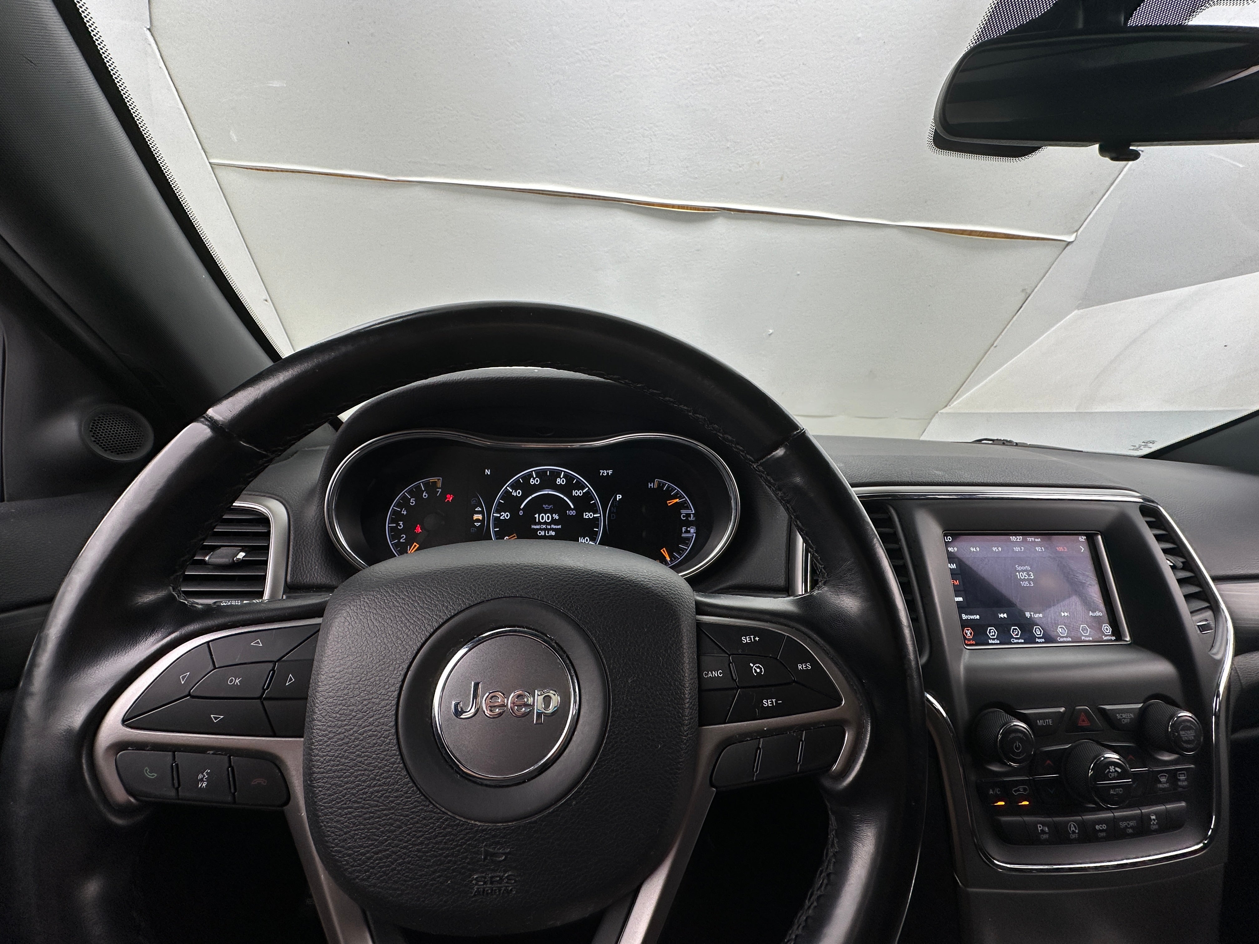 2021 Jeep Grand Cherokee Laredo 3