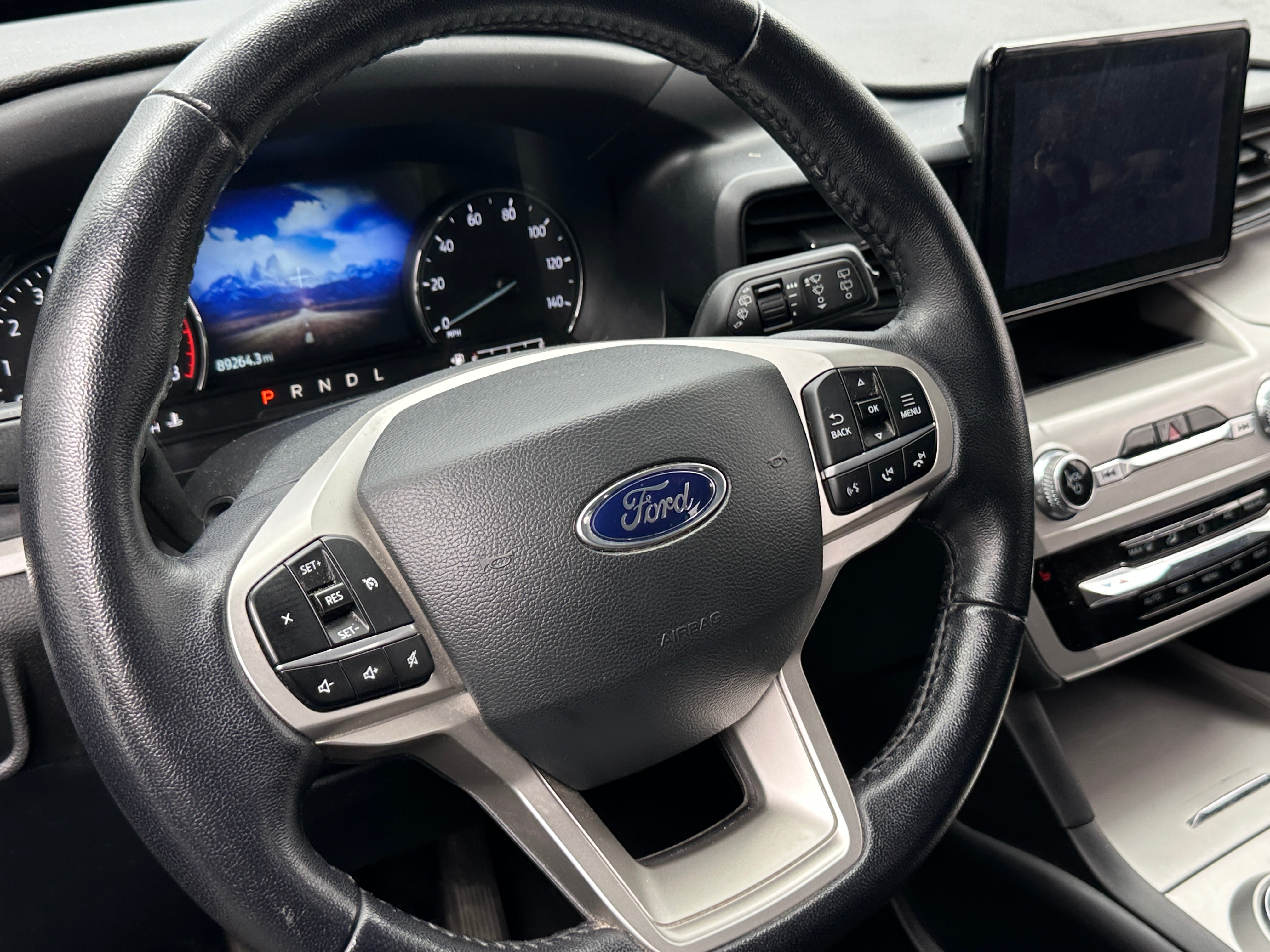 2022 Ford Explorer XLT 5