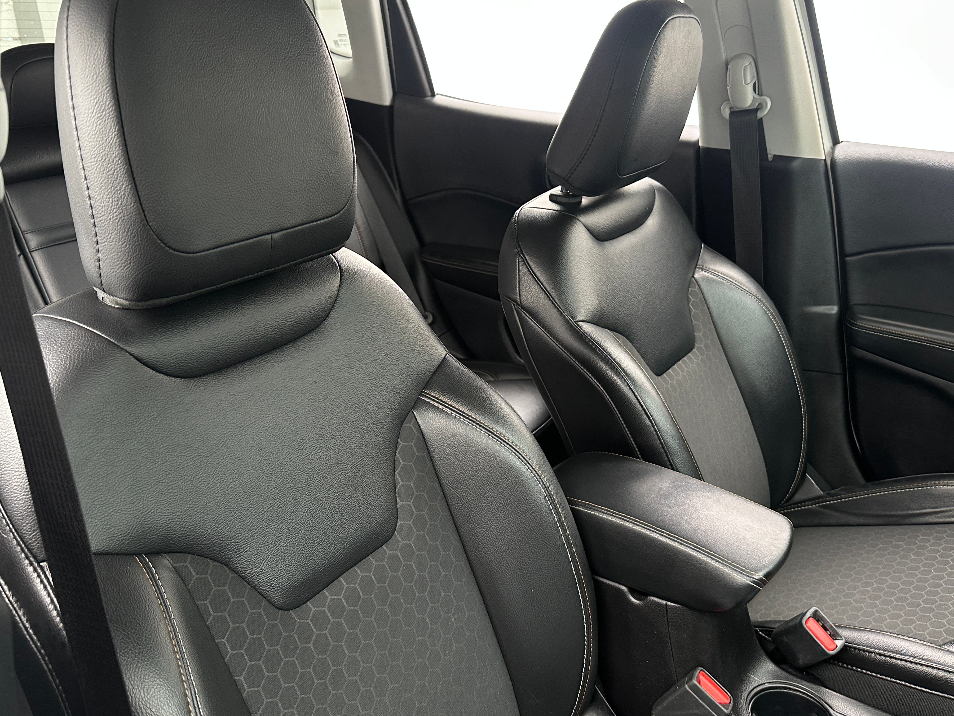 2018 Jeep Compass Latitude 2