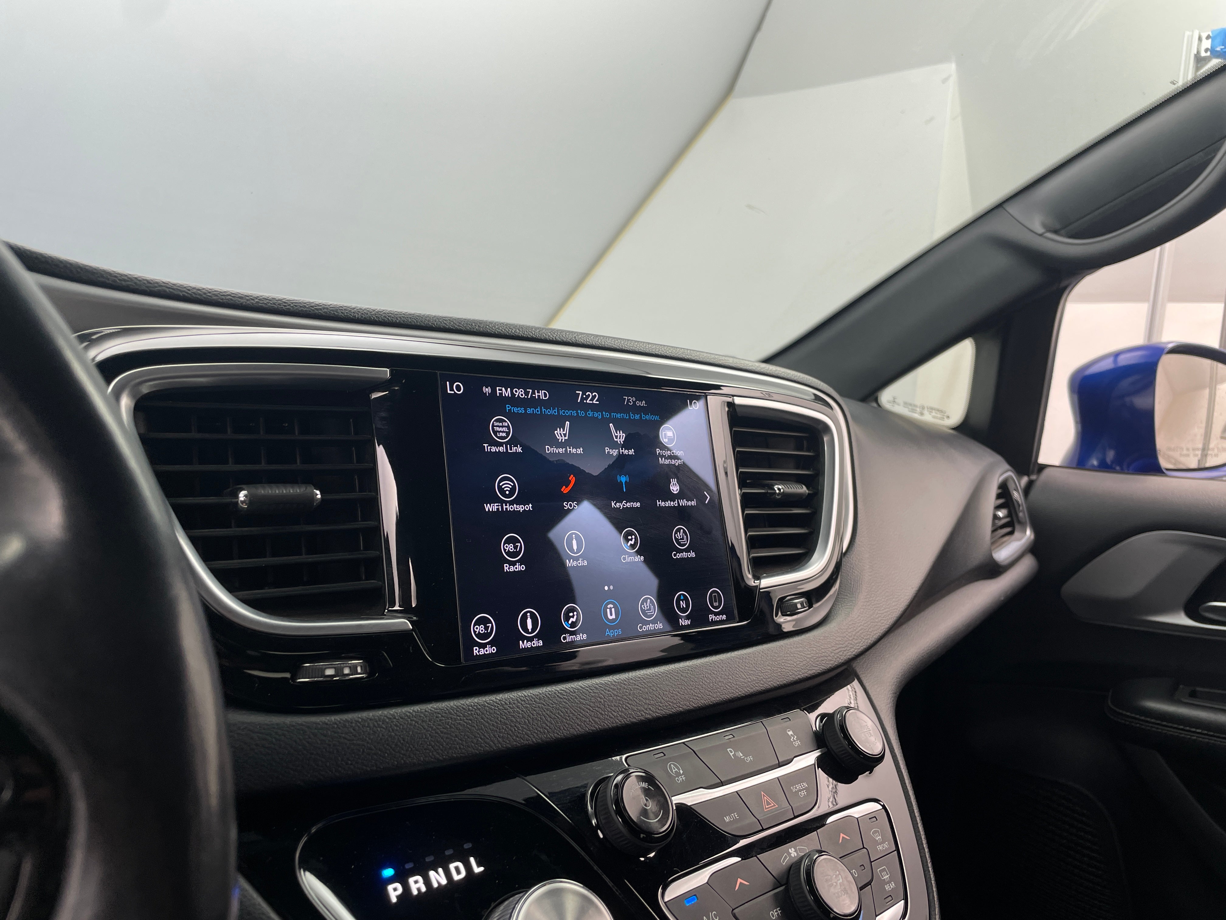 2019 Chrysler Pacifica Touring L 3