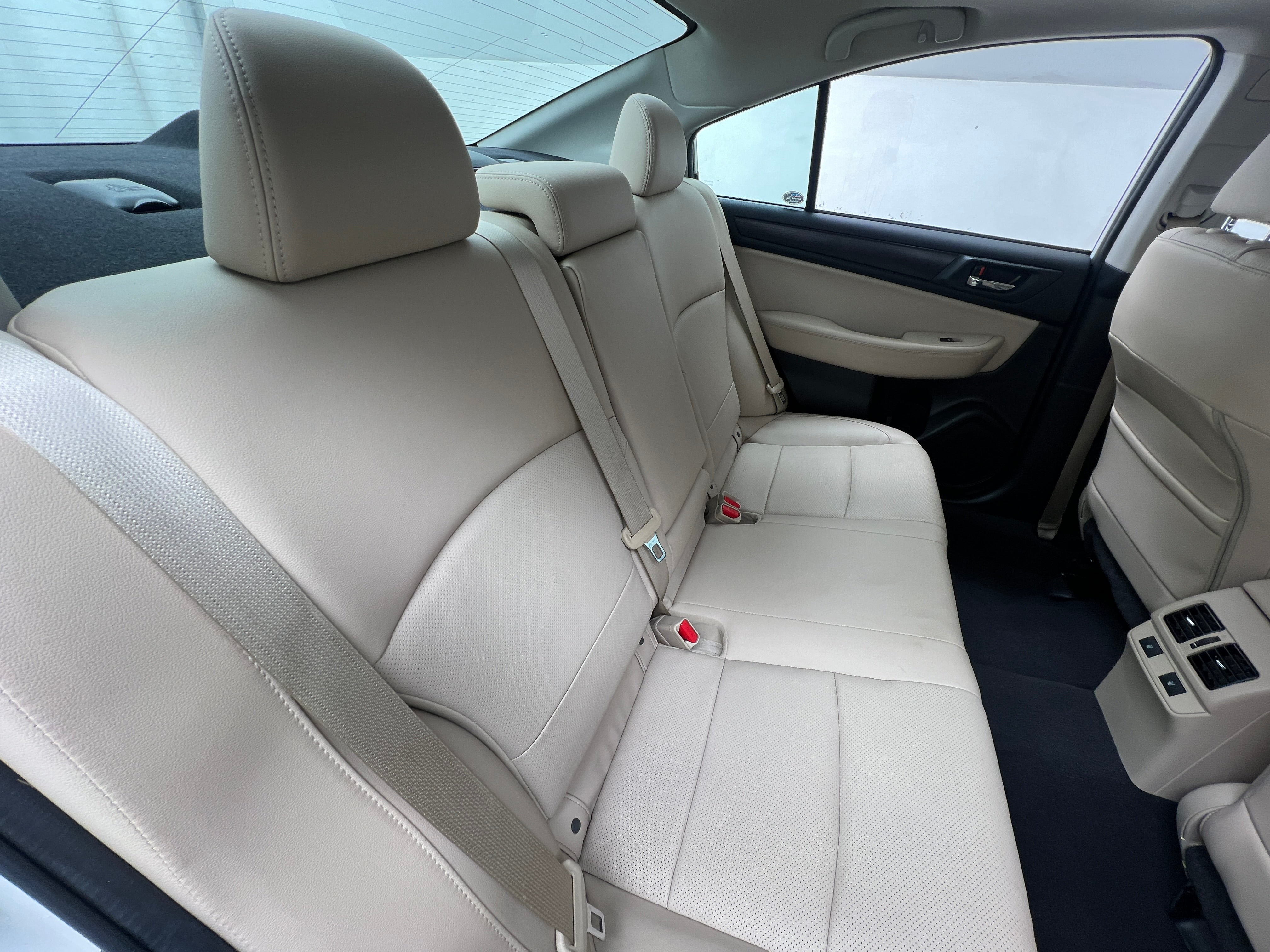 2016 Subaru Legacy Limited 5
