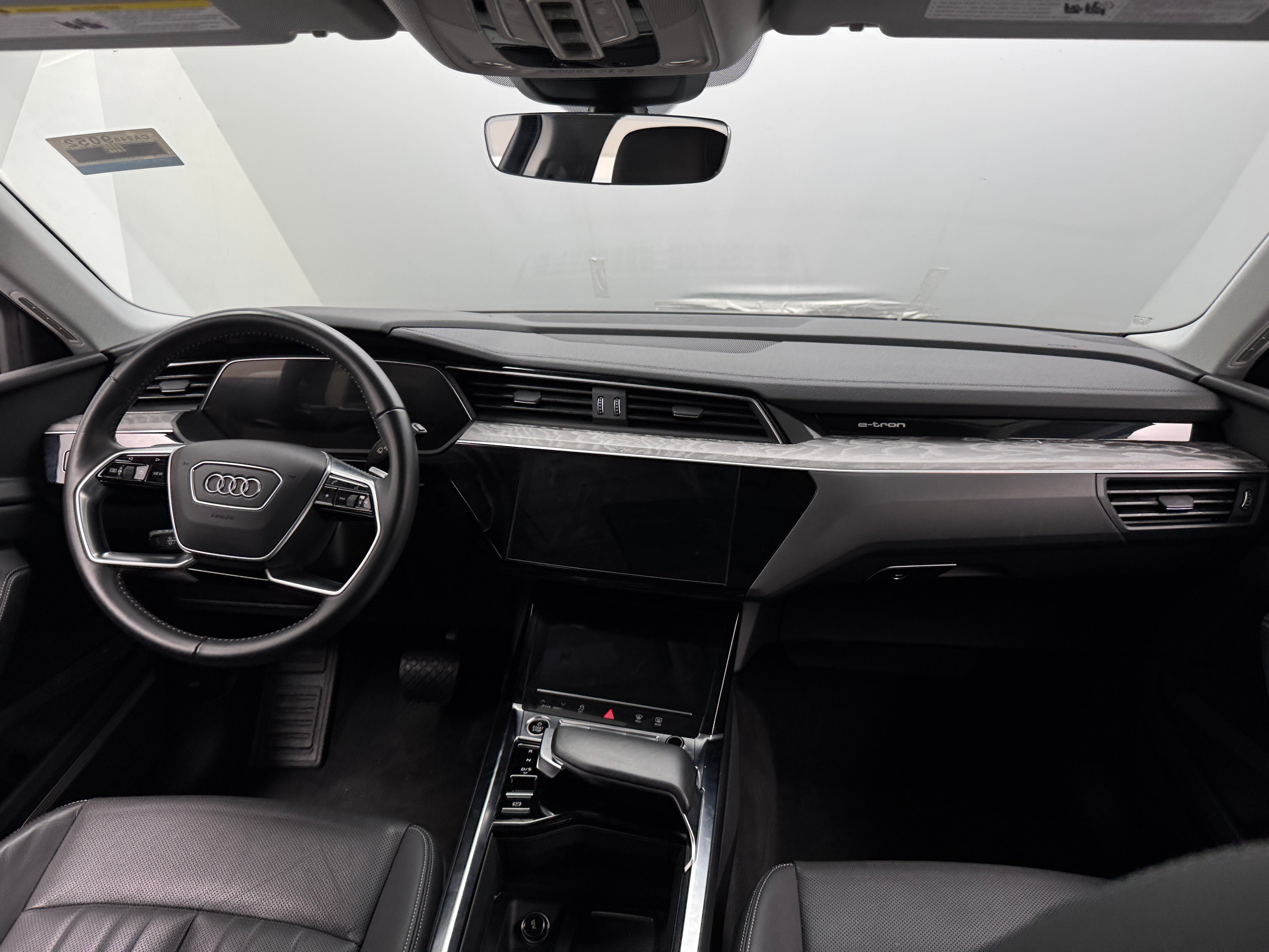 2021 Audi e-tron Premium Plus 2
