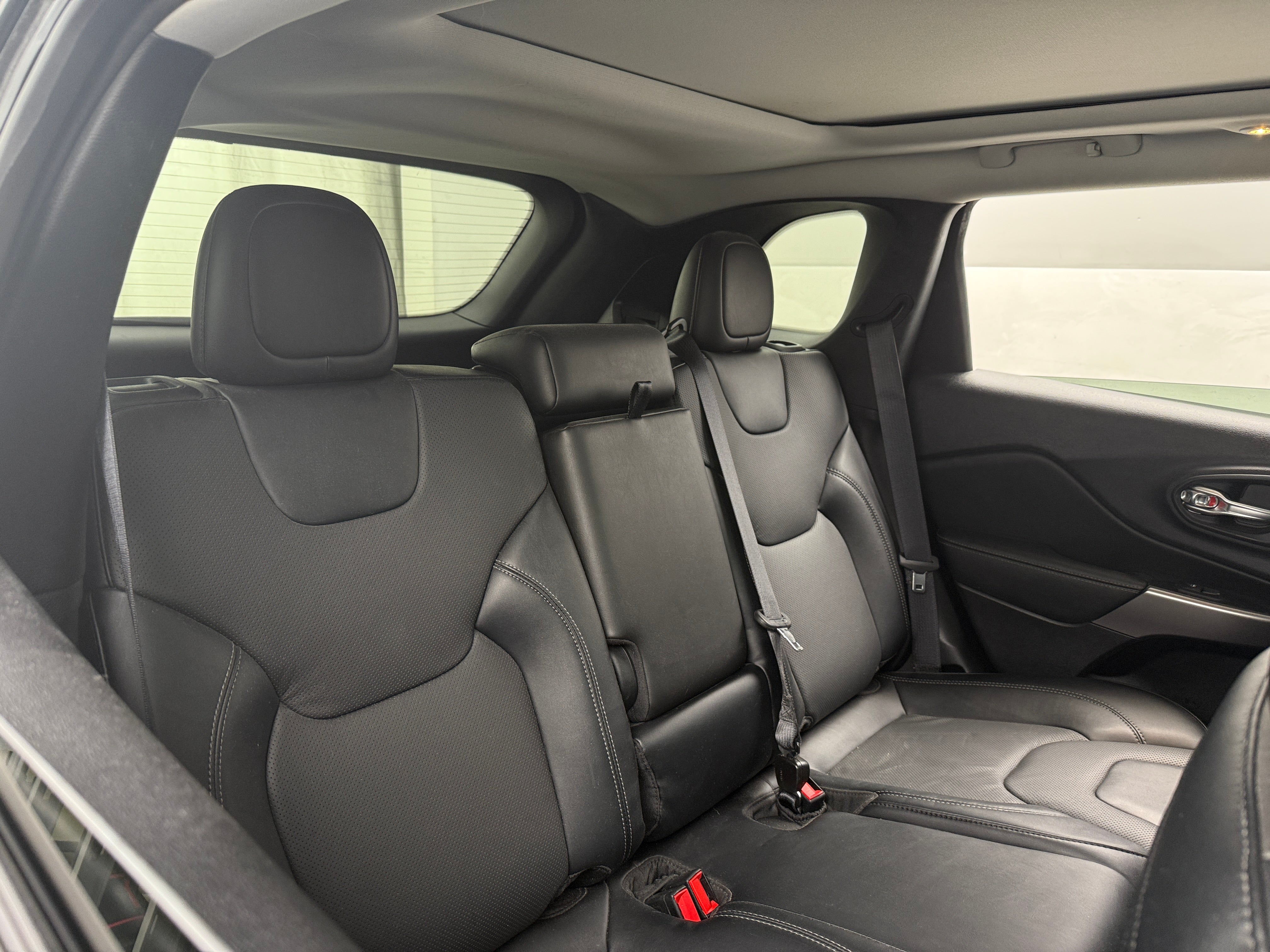2022 Jeep Cherokee Limited Edition 5