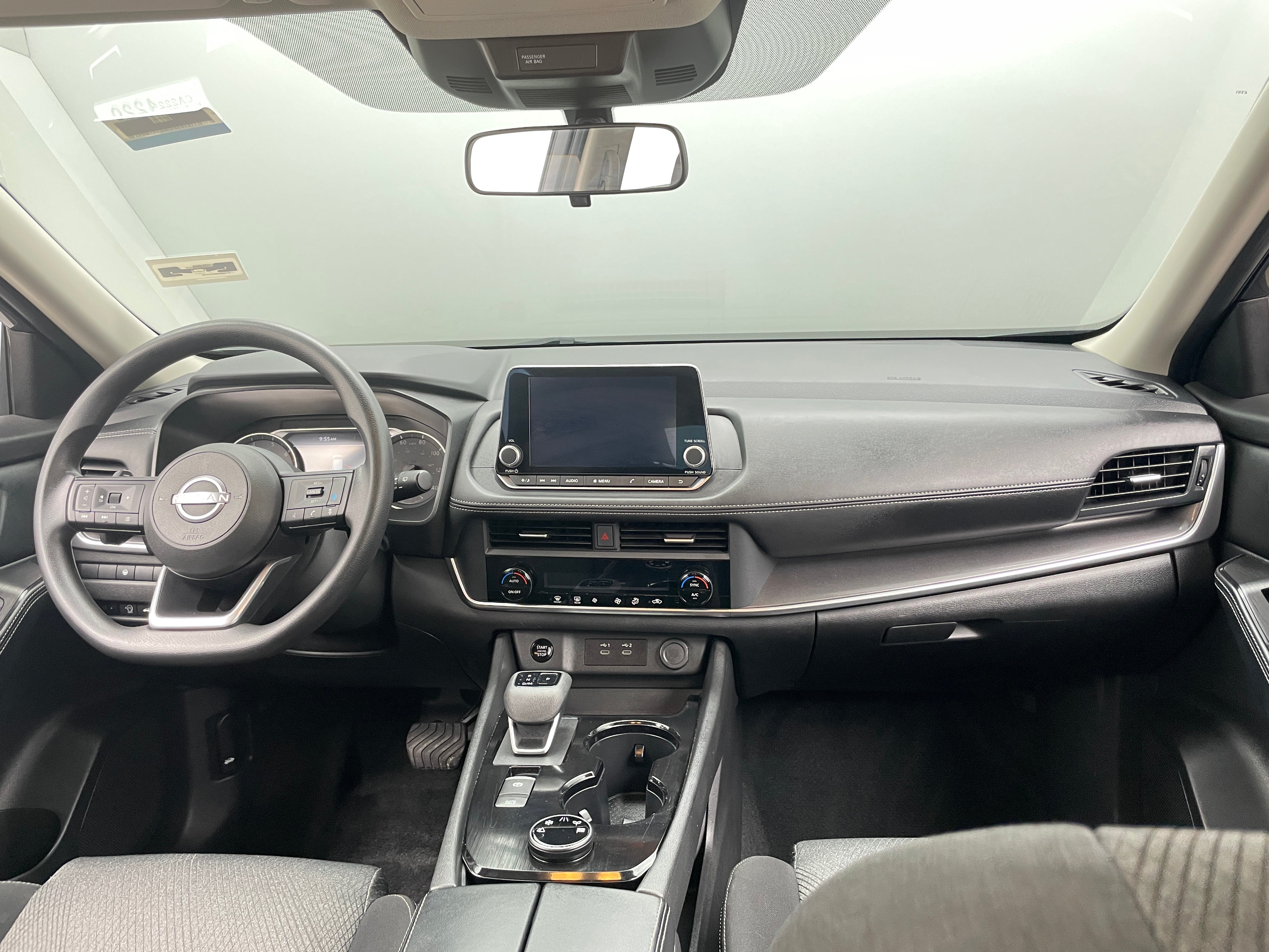 2024 Nissan Rogue SV 3