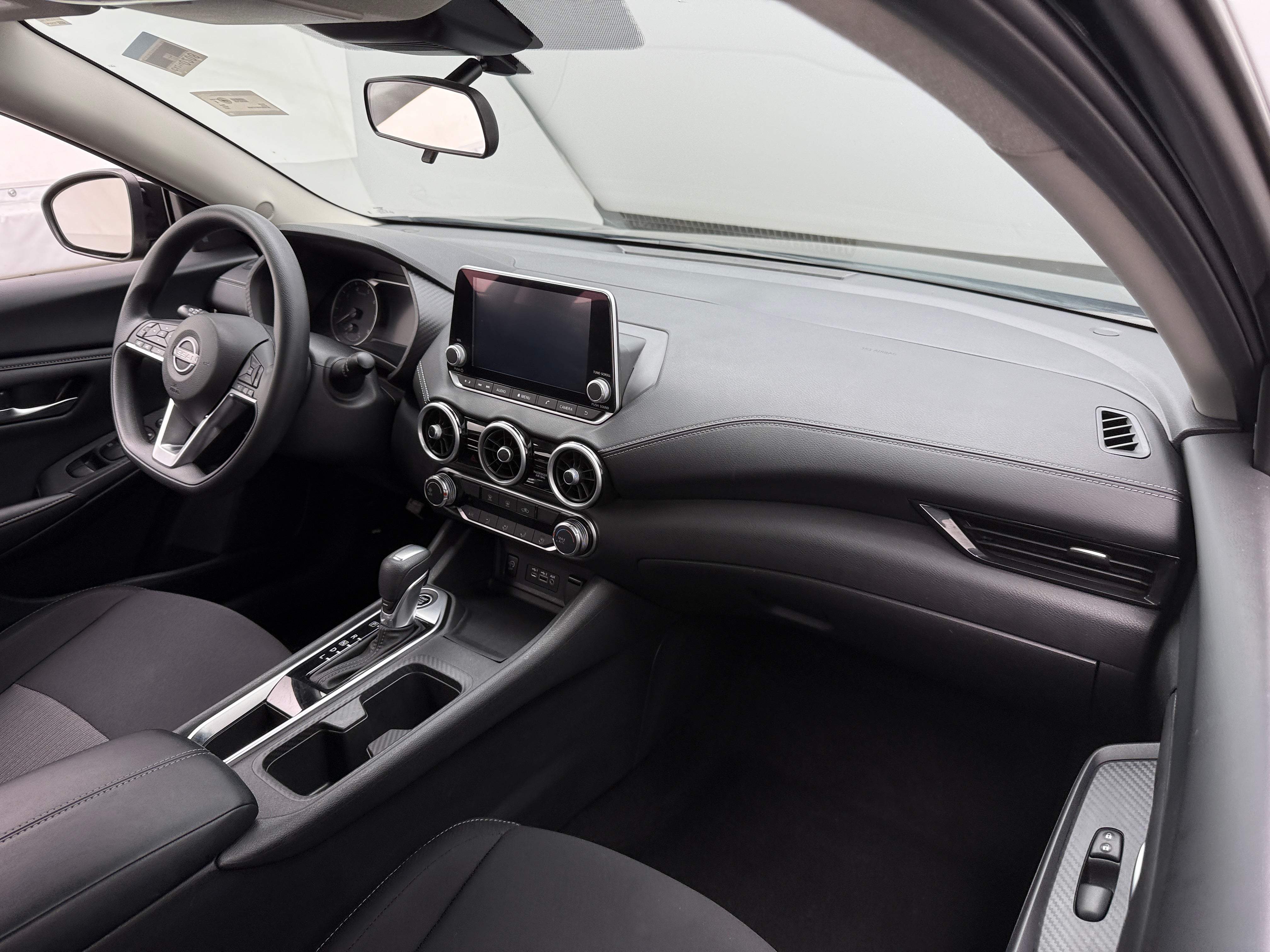 2024 Nissan Sentra SV 3