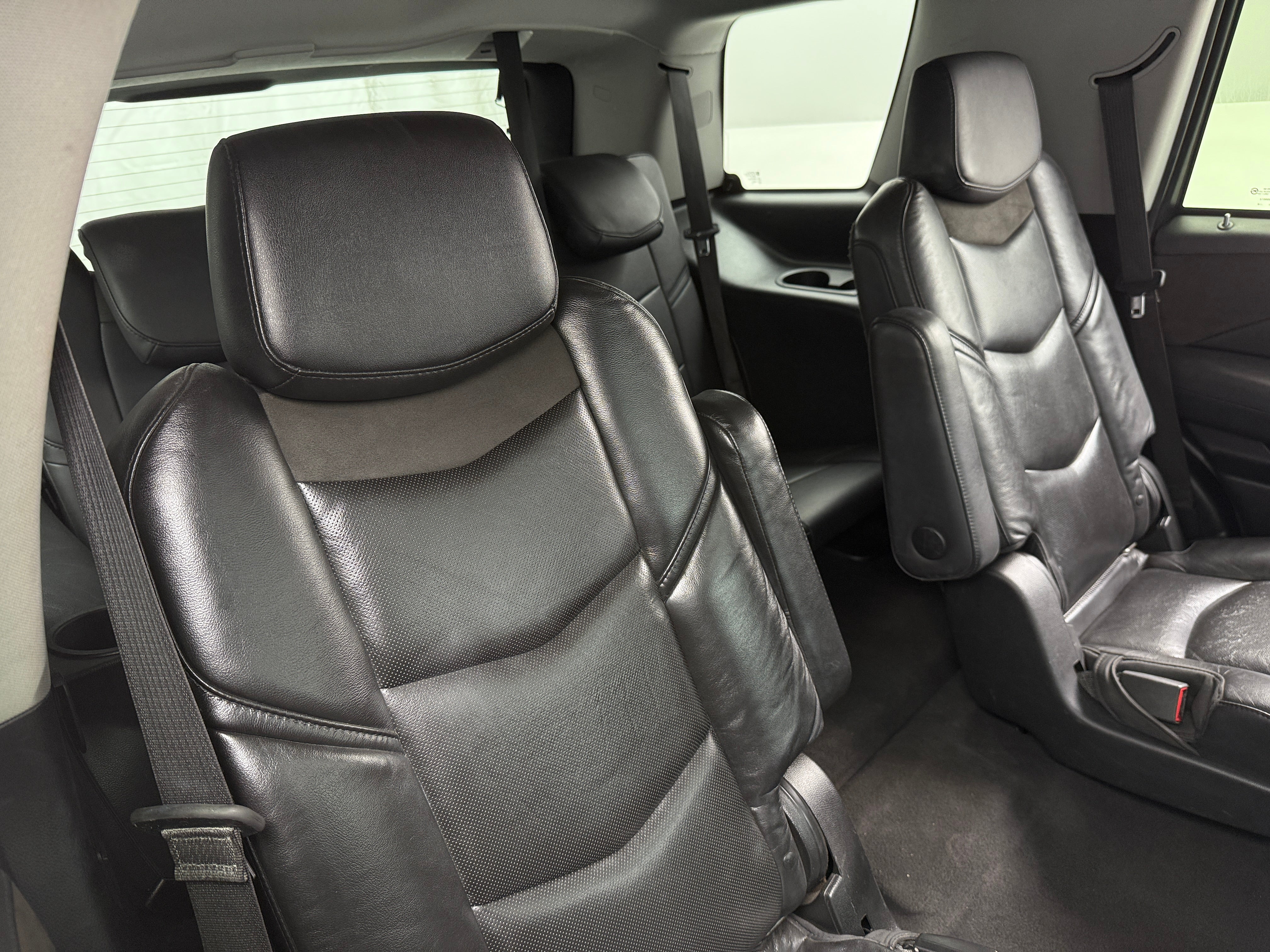 2020 Cadillac Escalade Luxury 5