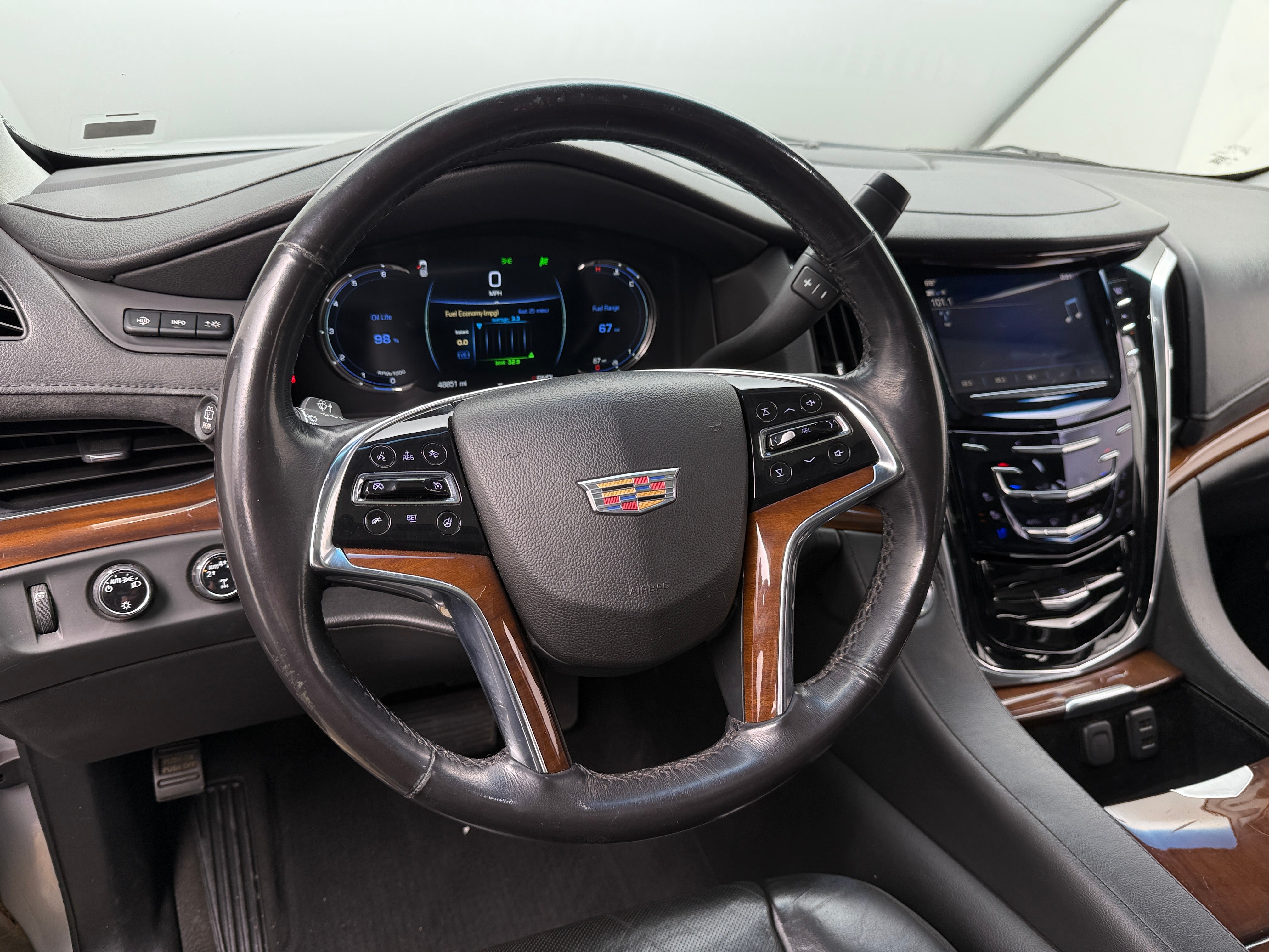 2020 Cadillac Escalade Luxury 4