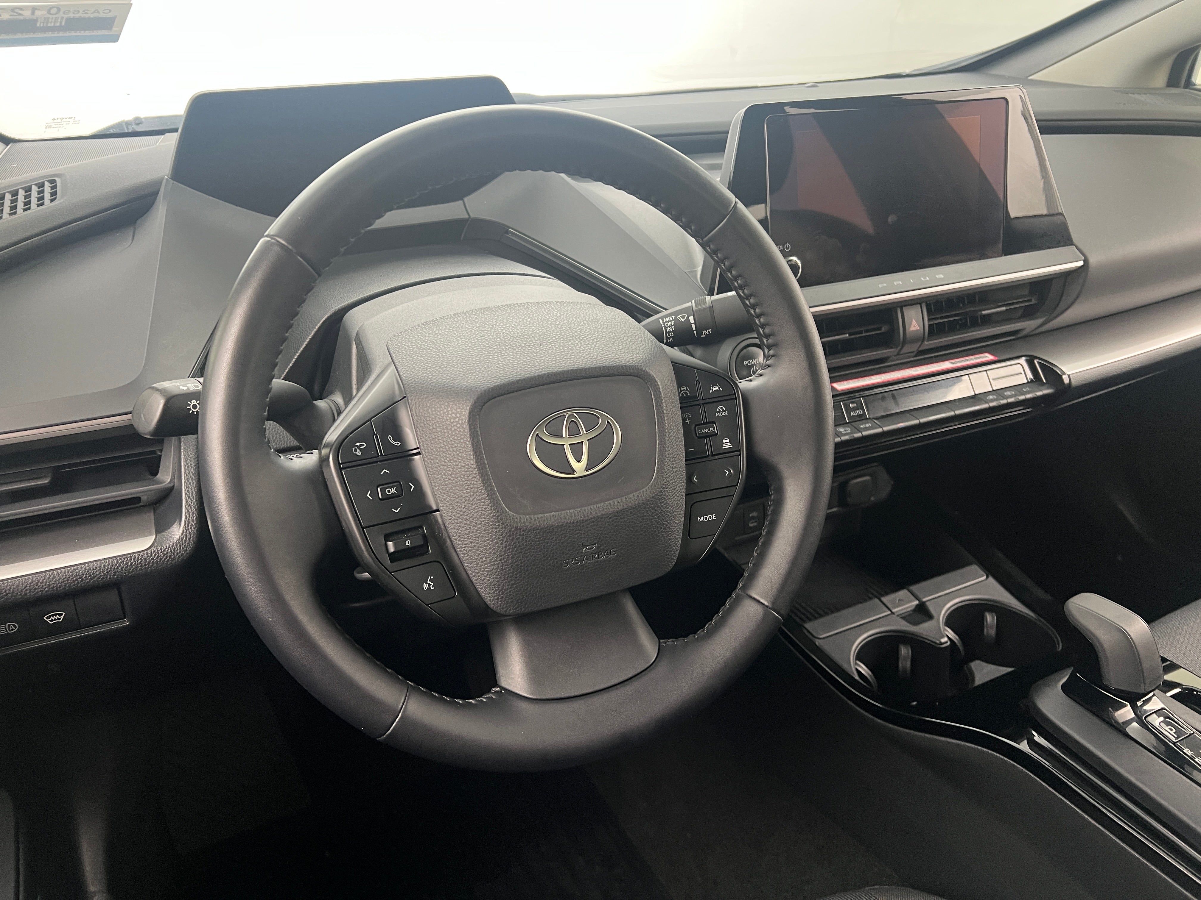2024 Toyota Prius LE 5