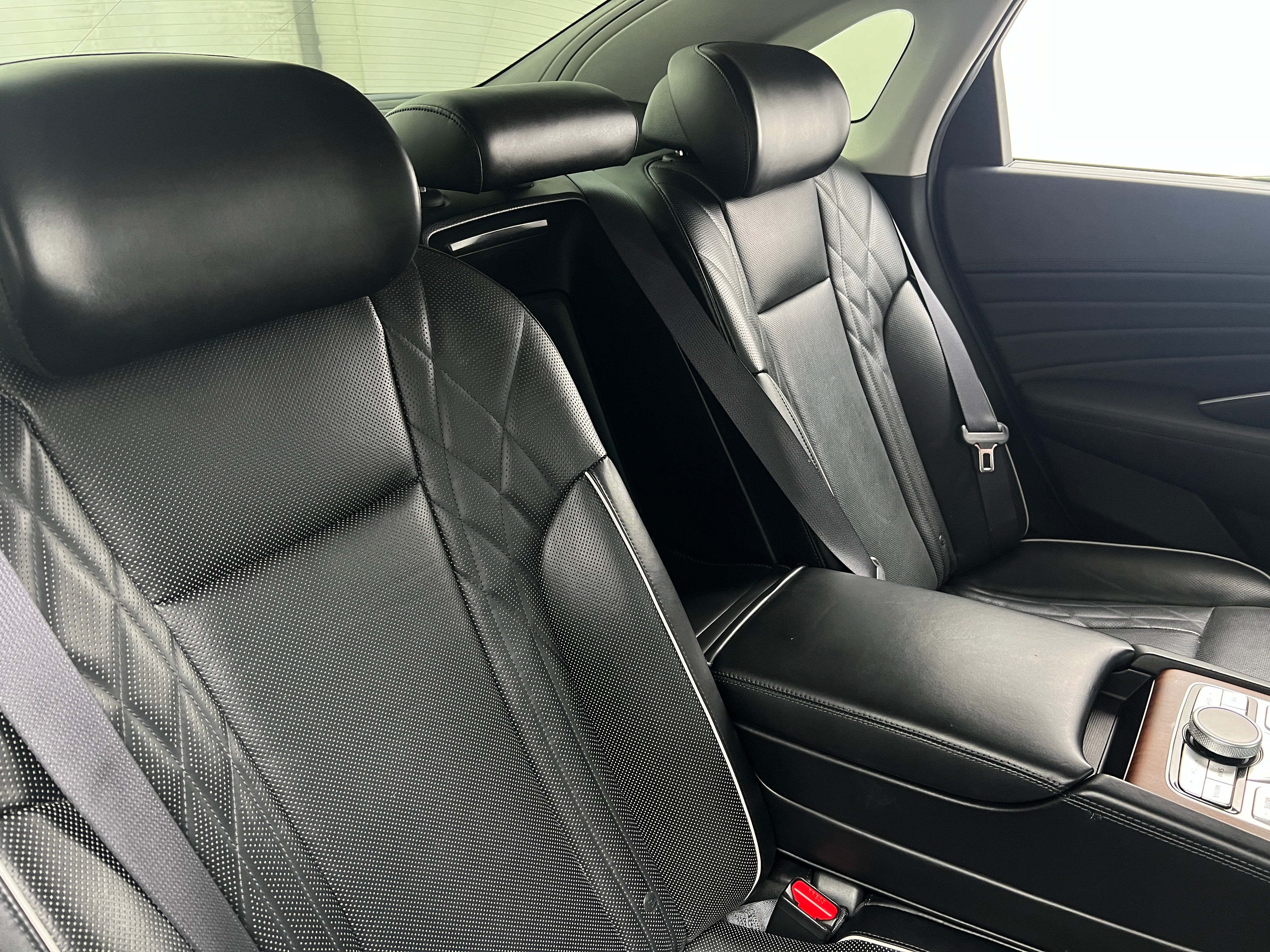 2019 Kia K900 Luxury 5