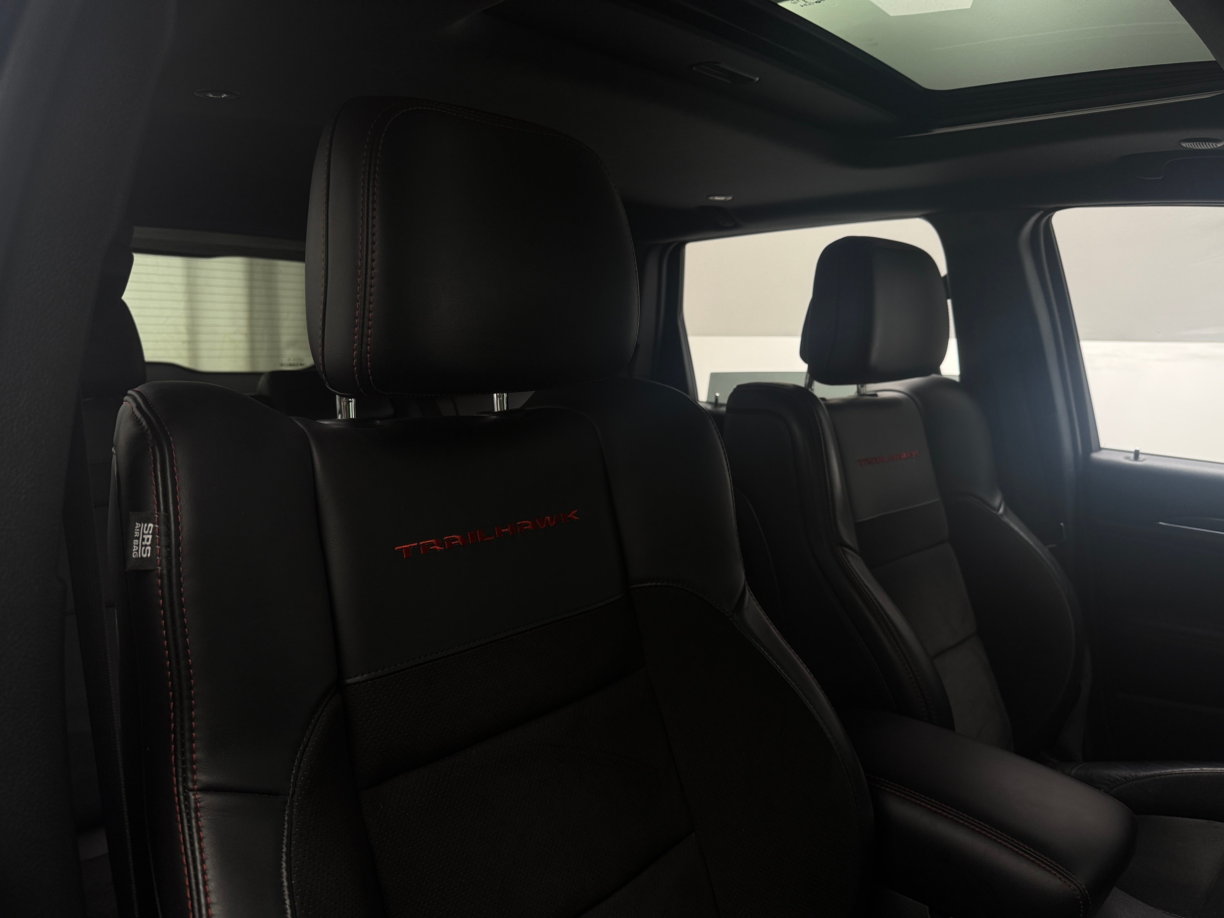 2019 Jeep Grand Cherokee Trailhawk 2