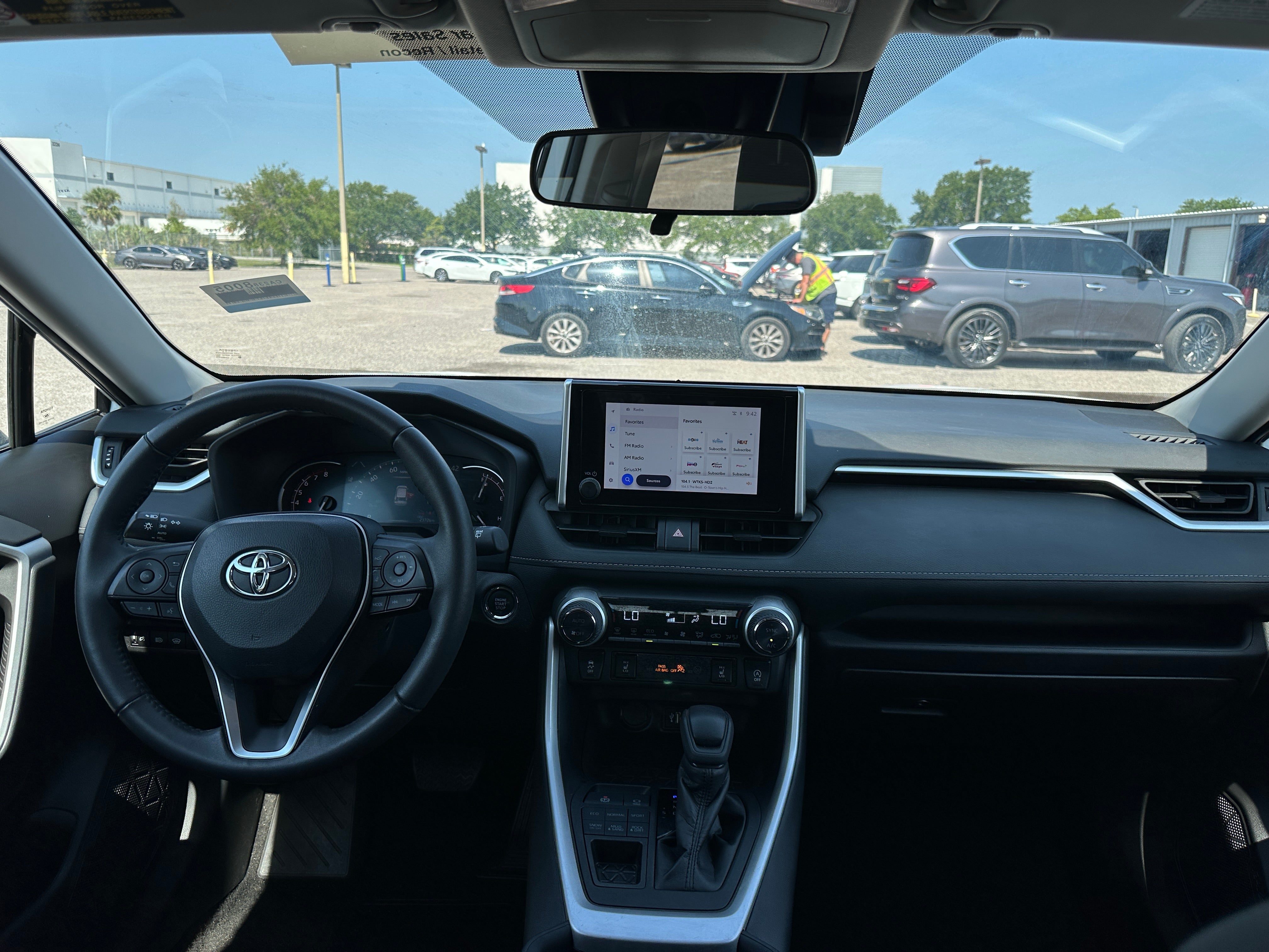 2024 Toyota RAV4 XLE 2