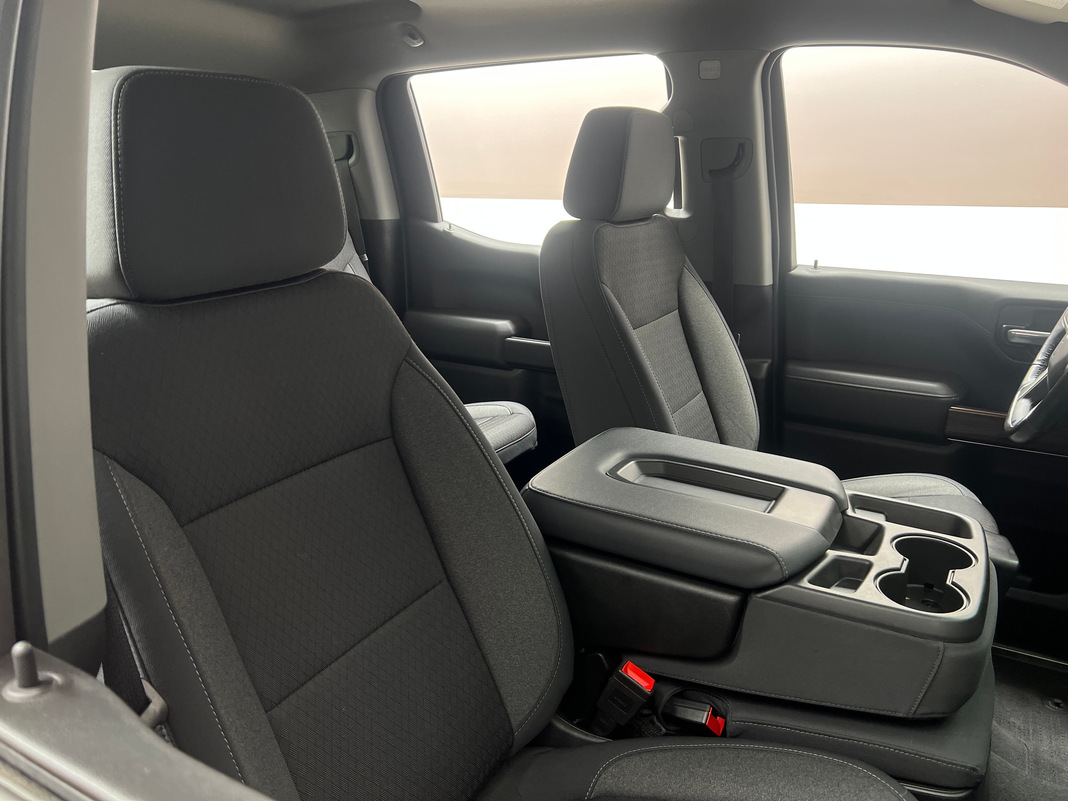 2020 Chevrolet Silverado 1500 LT 2