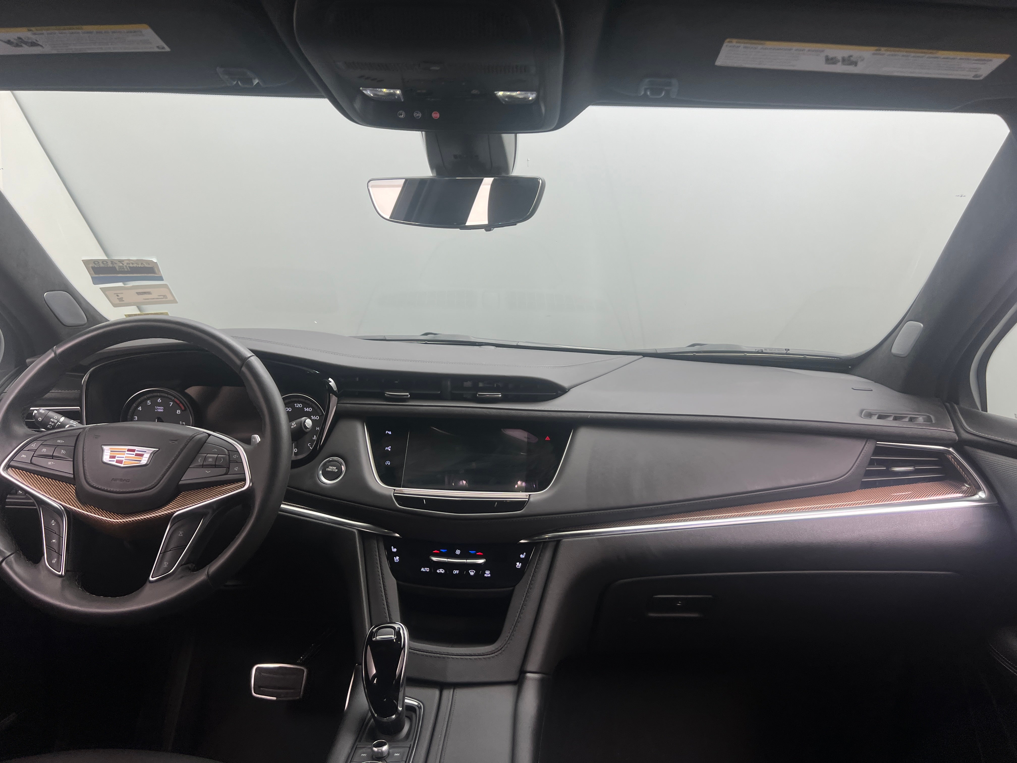 2024 Cadillac XT5 Sport 2