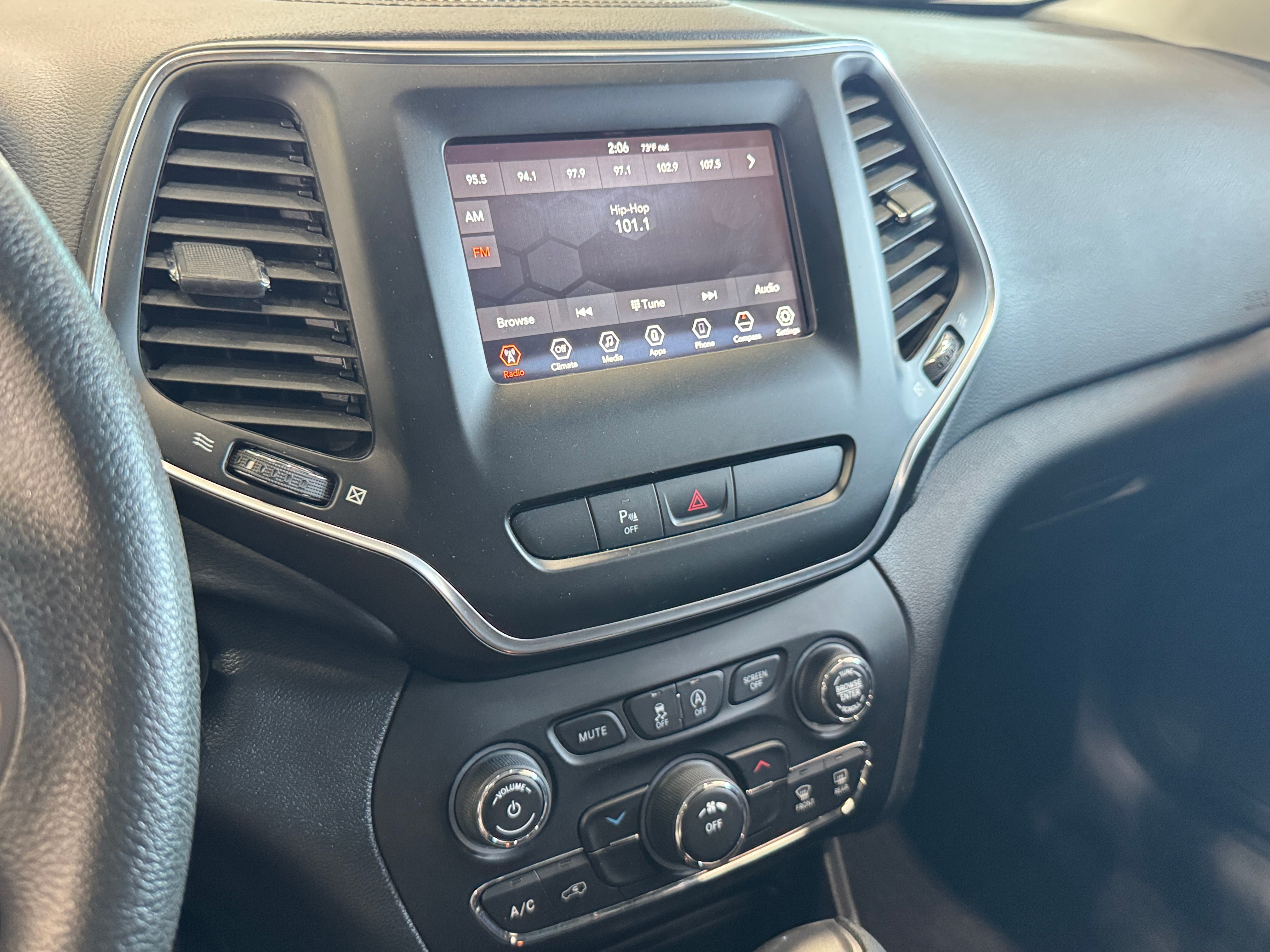 2020 Jeep Cherokee Latitude 4