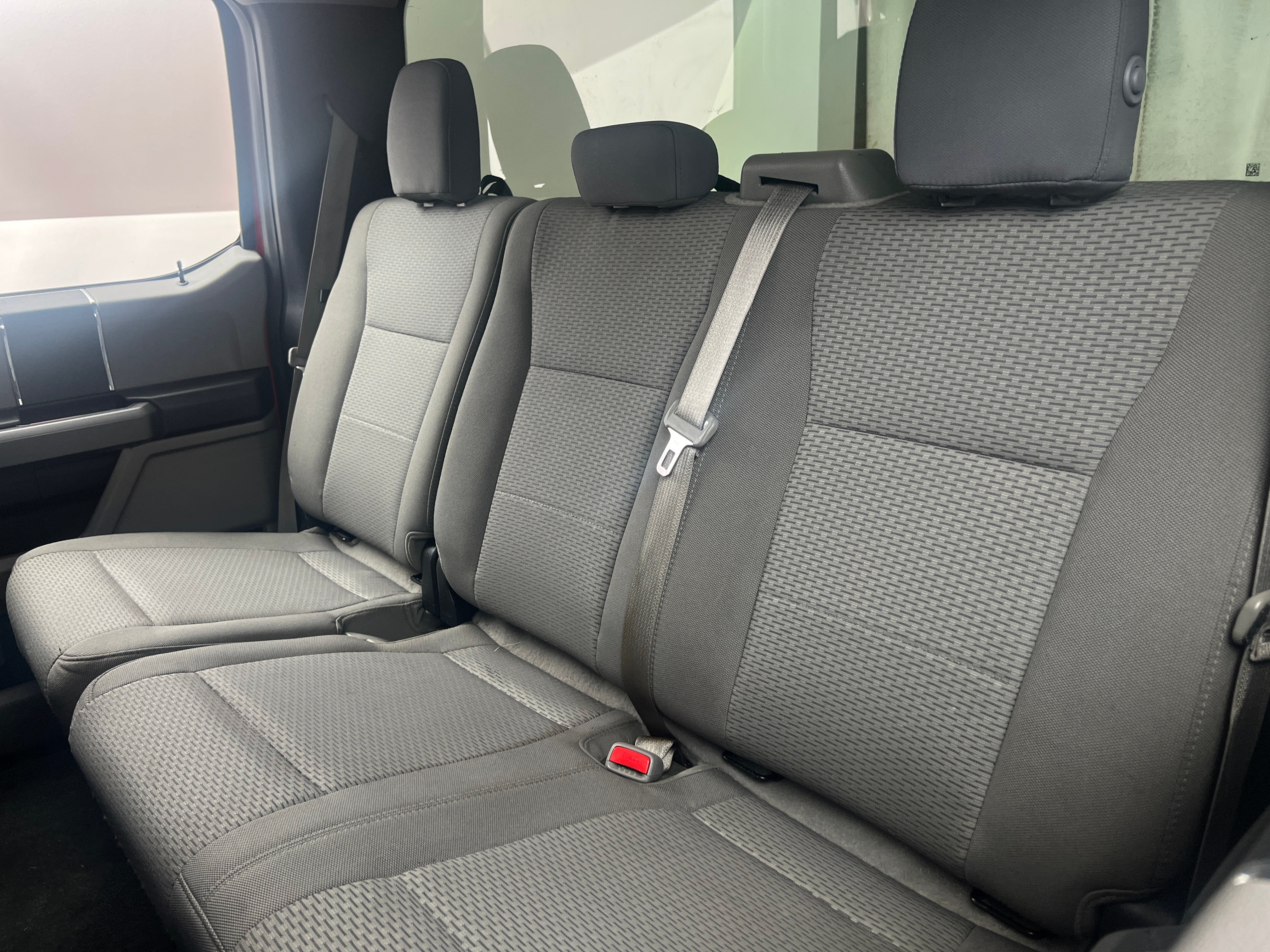 2017 Ford Econoline E-150 6
