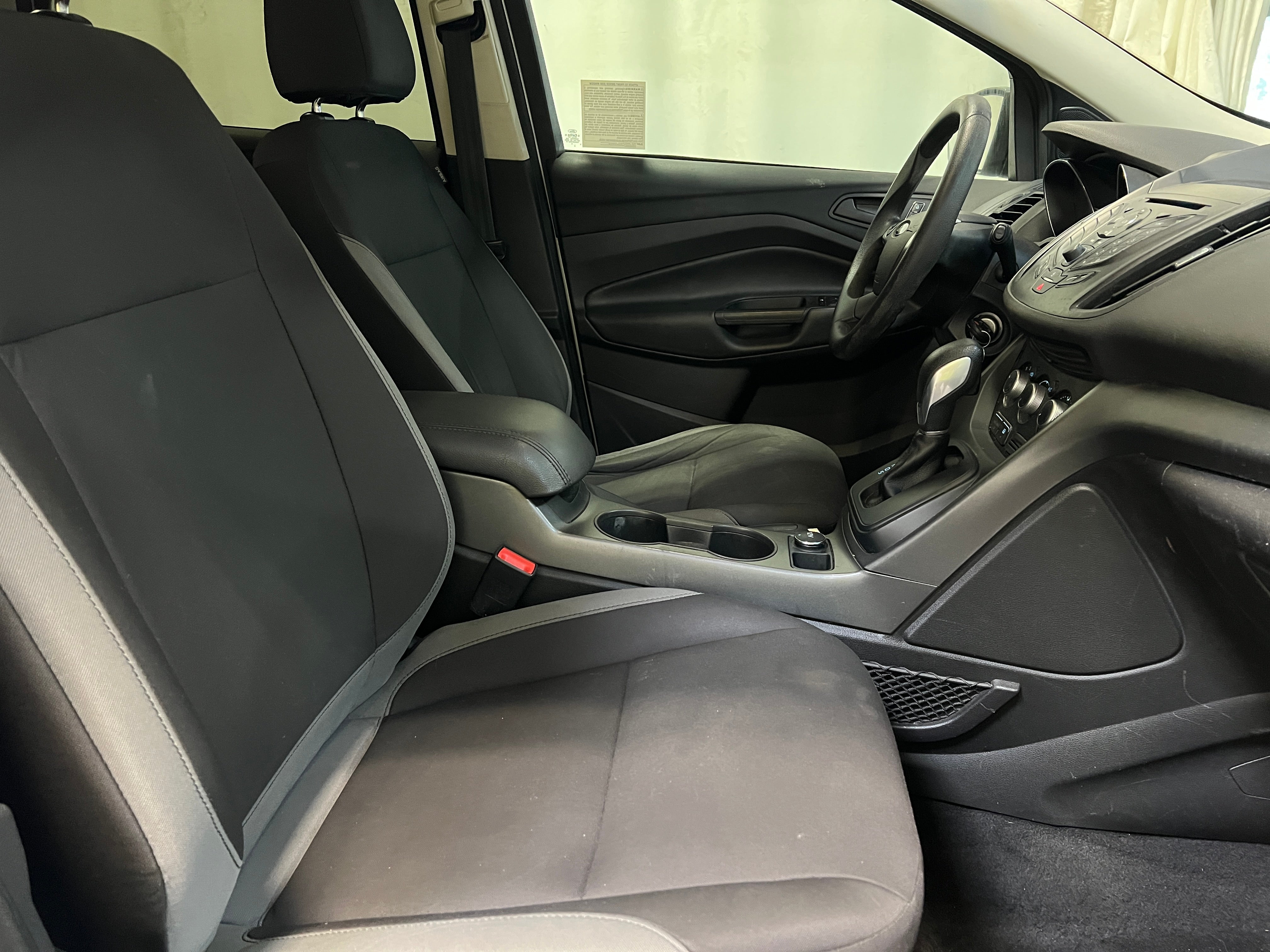 2015 Ford Escape S 2