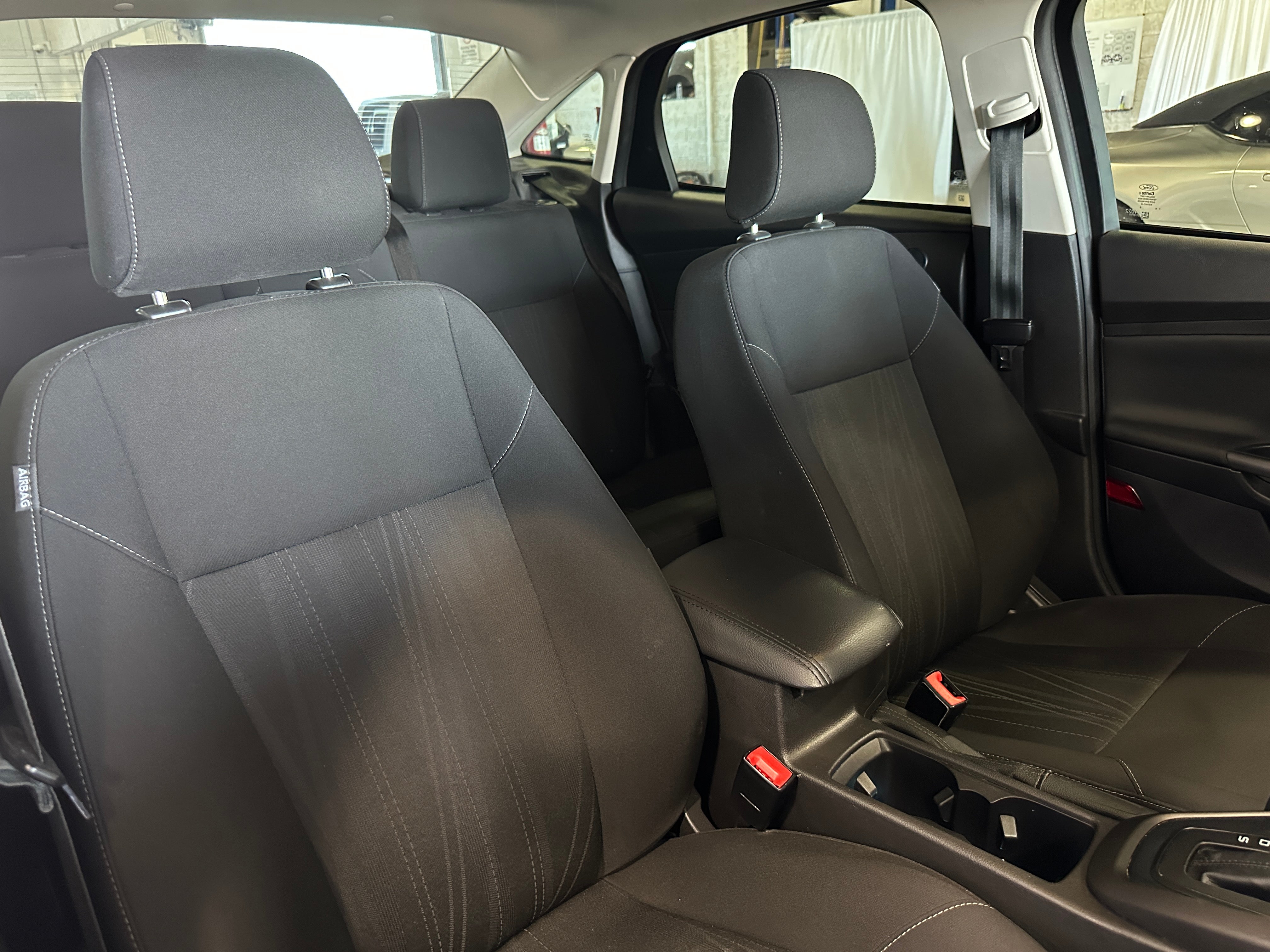 2018 Ford Focus SEL 2