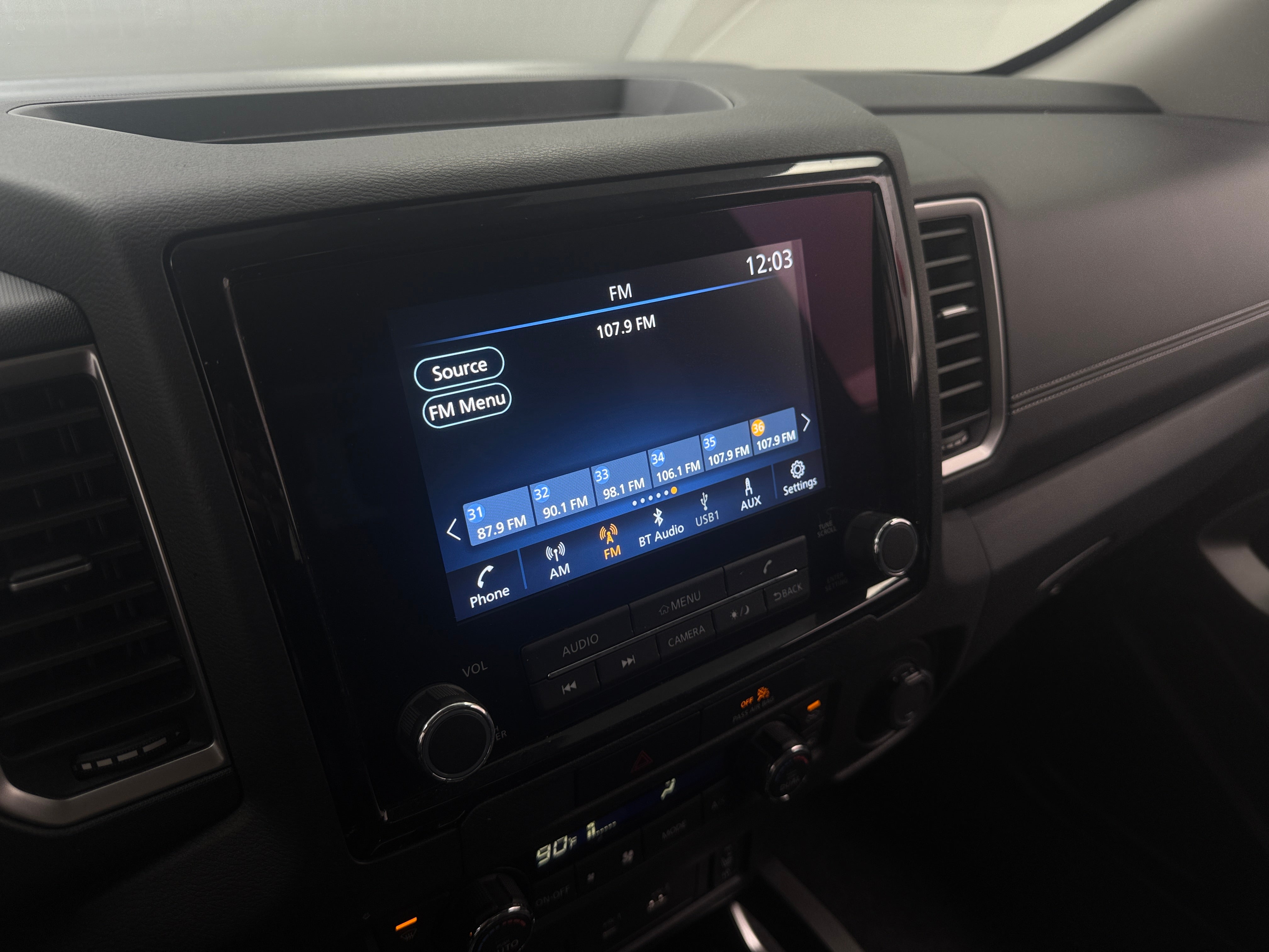 2023 Nissan Frontier SV 3