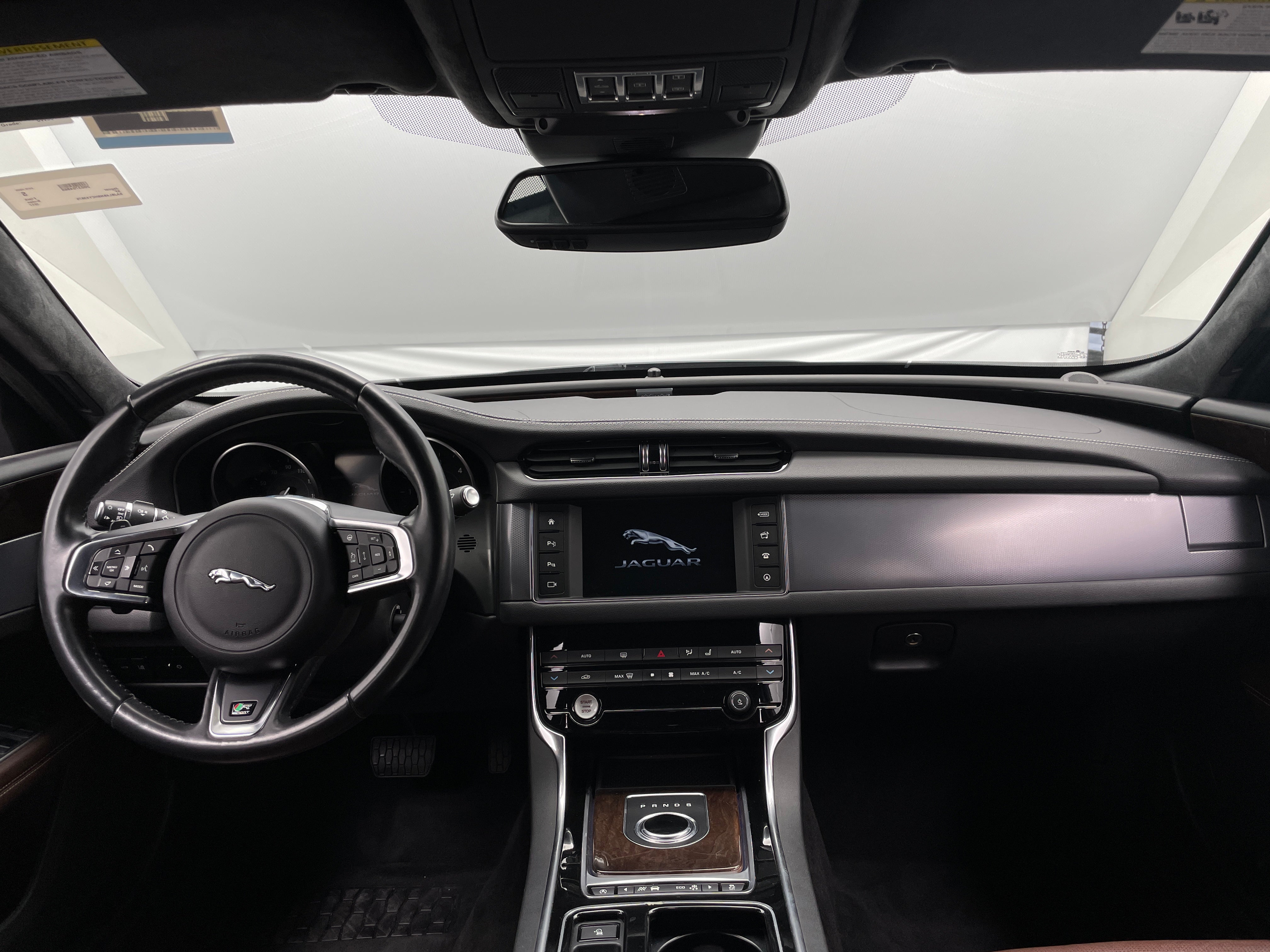 2017 Jaguar XF Portfolio 2