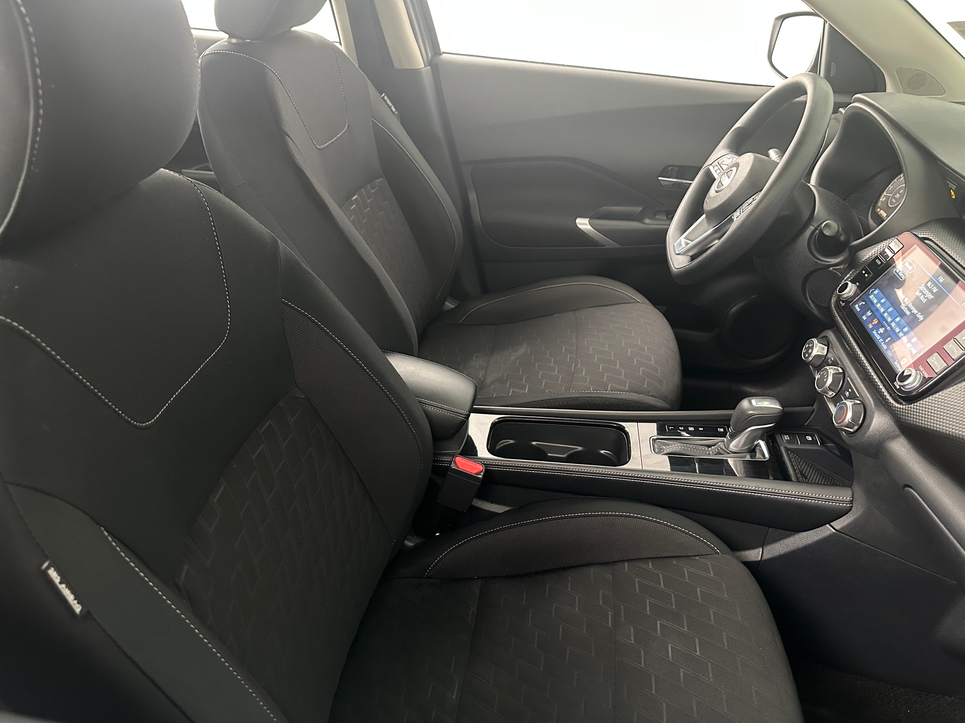 2024 Nissan Kicks SV 2