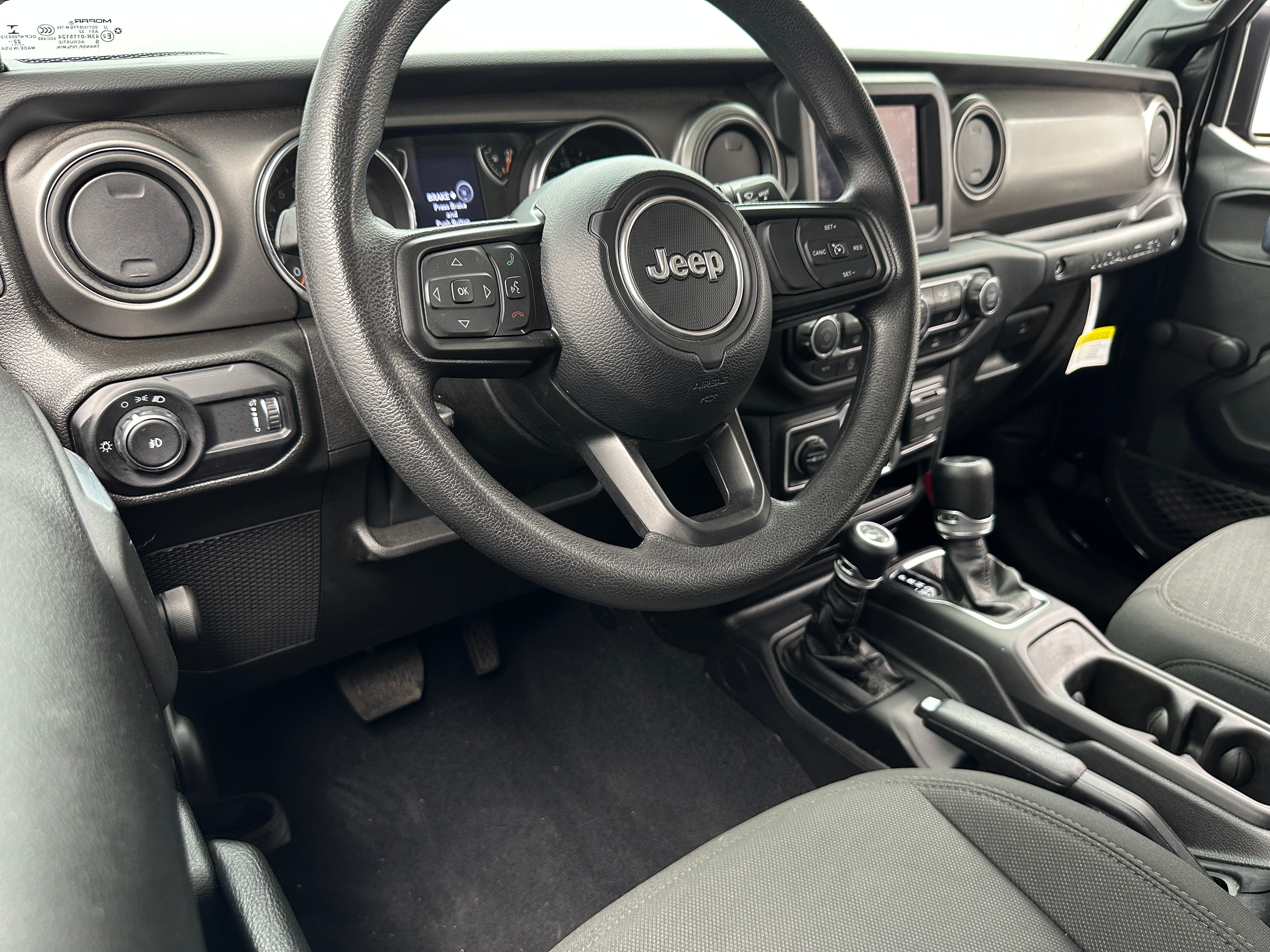 2023 Jeep Wrangler Unlimited Sport 3