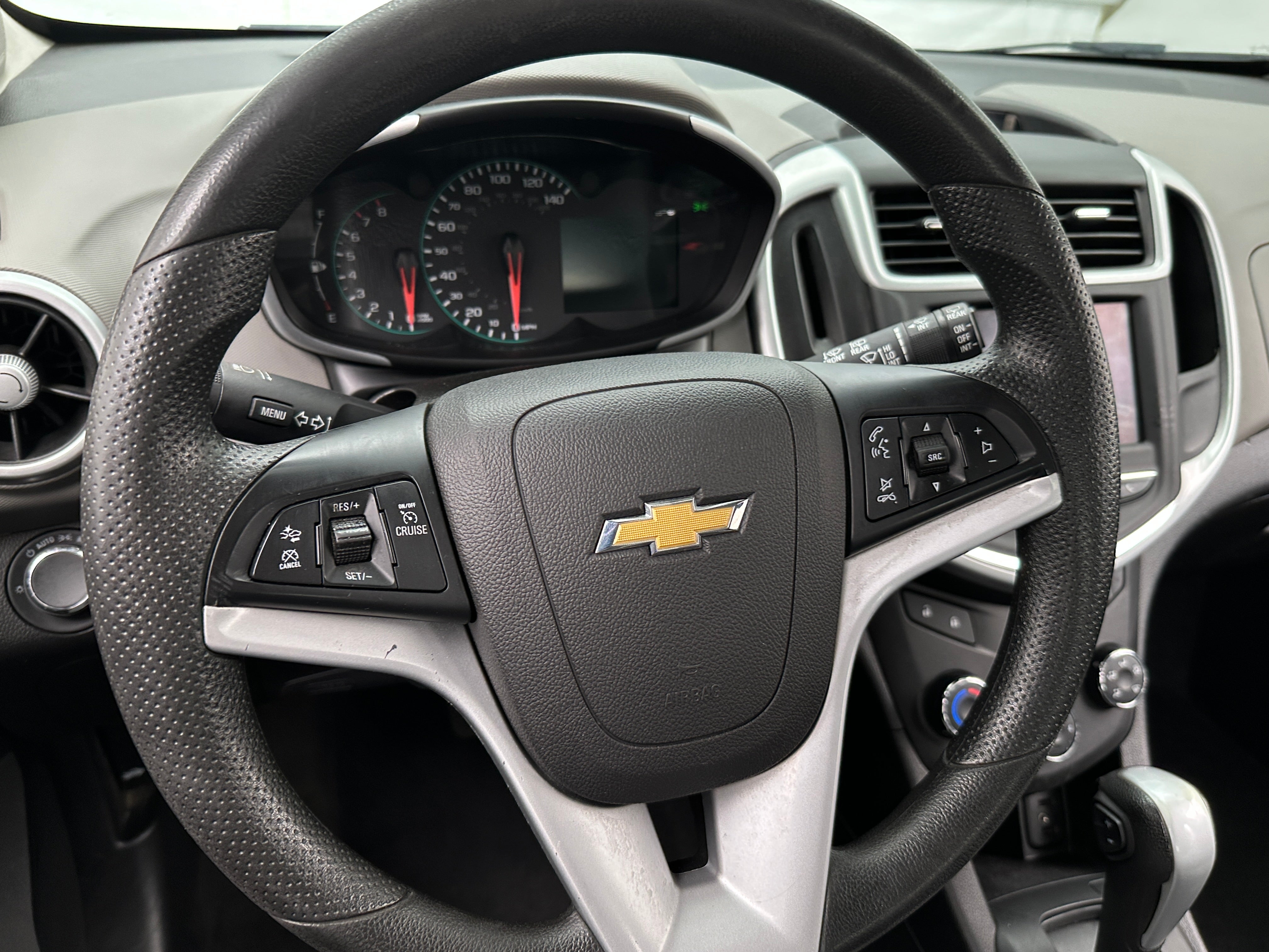 2020 Chevrolet Sonic LT 5