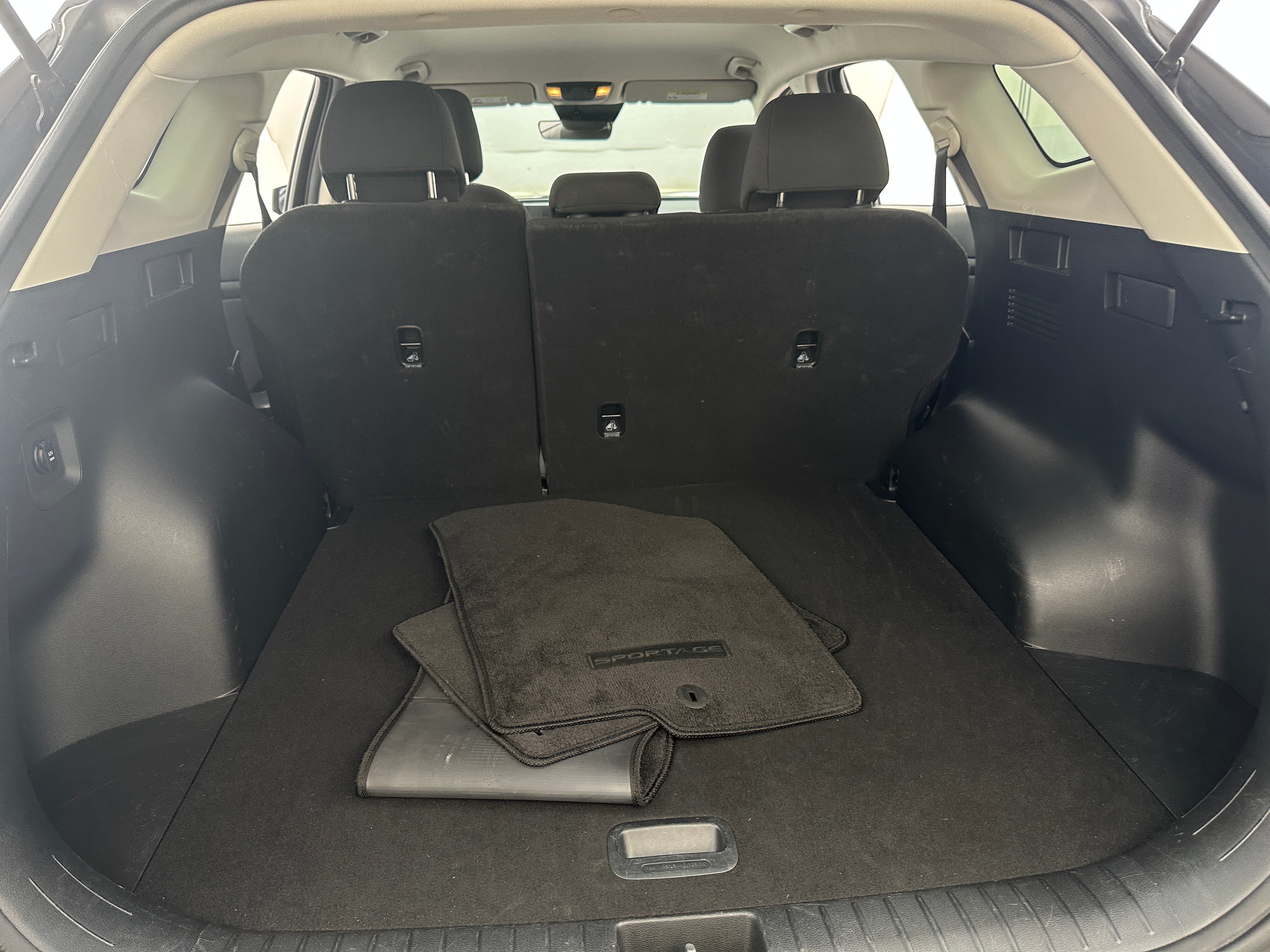 2024 Kia Sportage LX 7