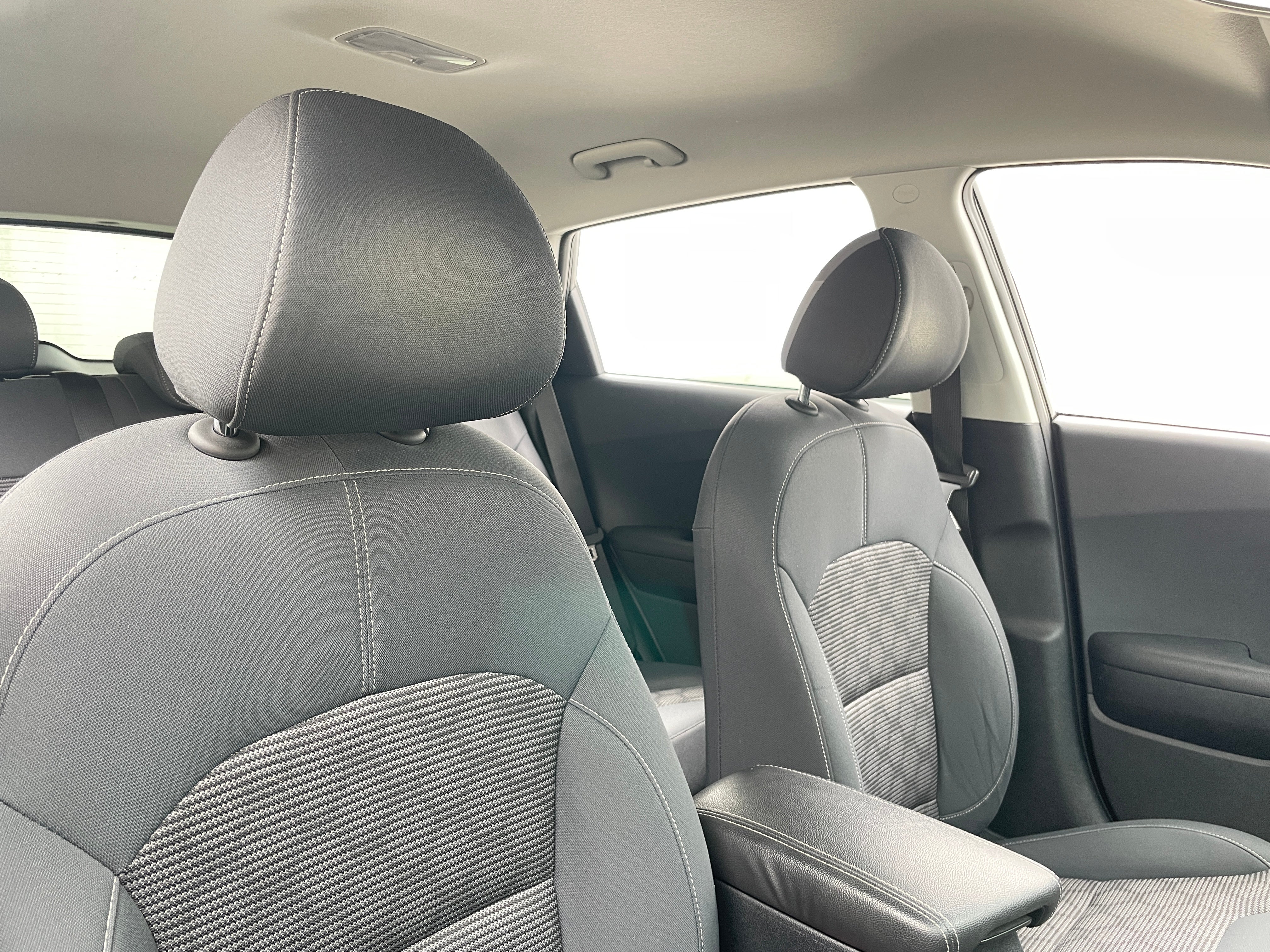 2019 Kia Niro LX 2