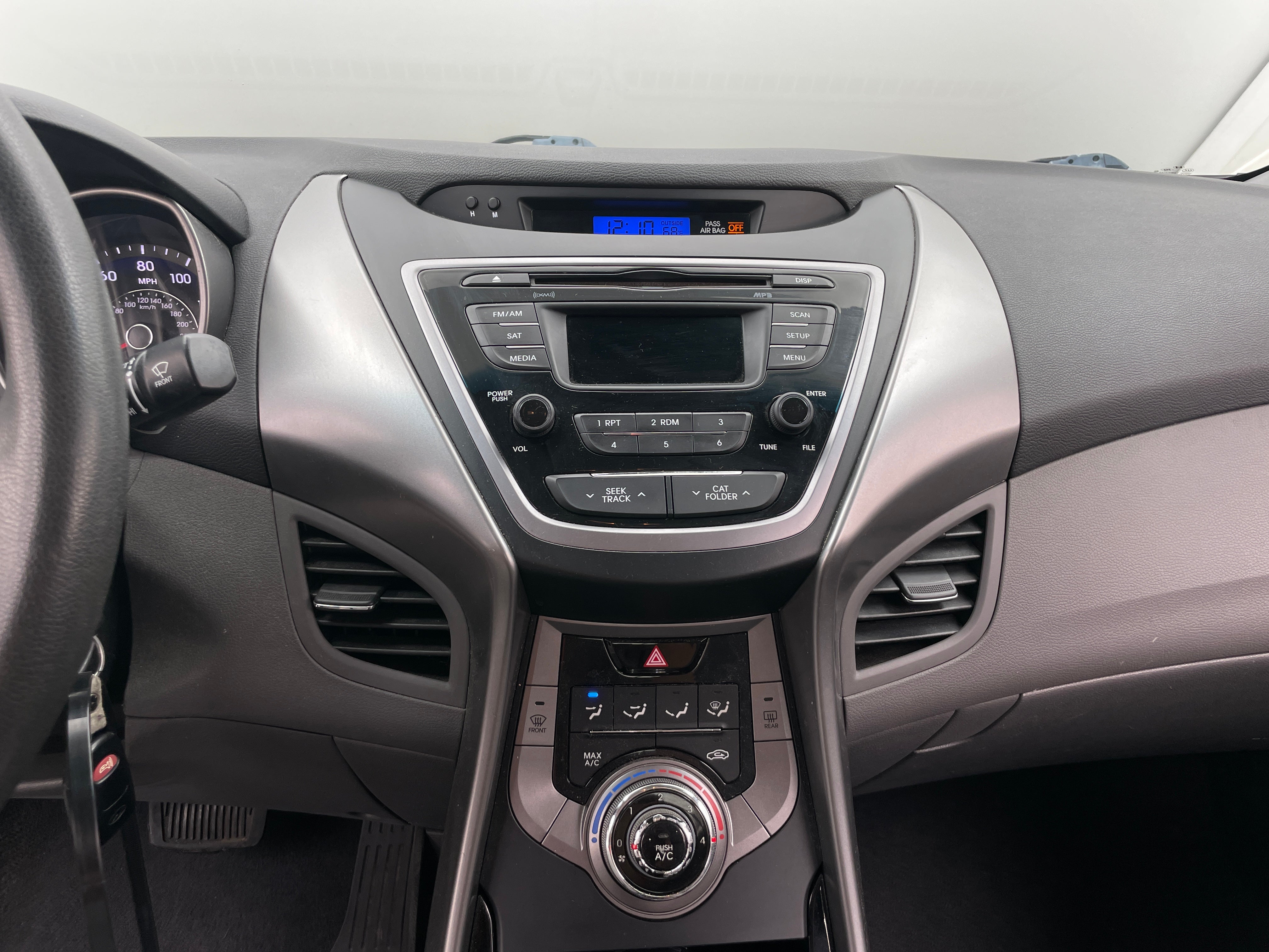 2013 Hyundai Elantra GLS 4