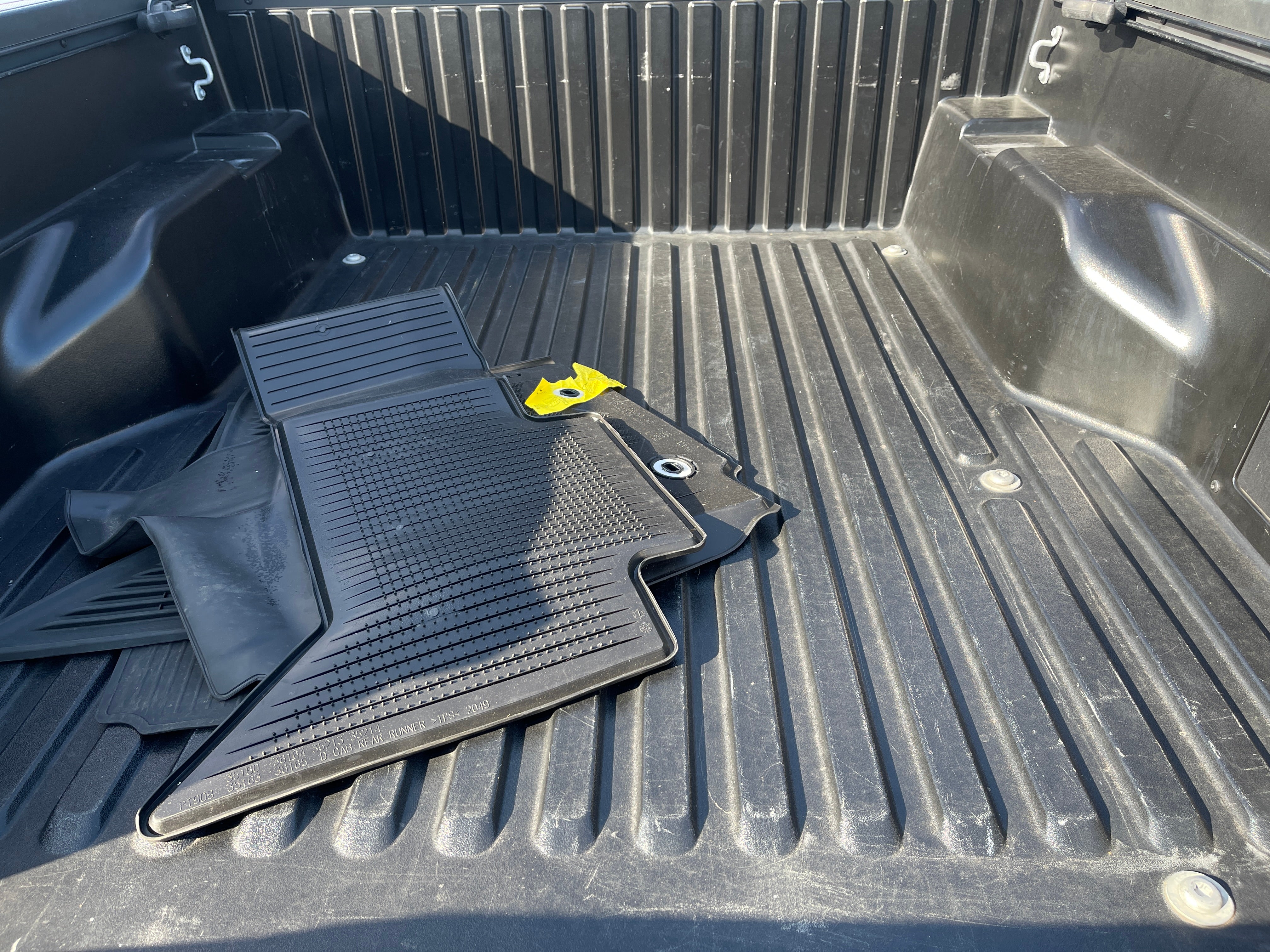 2022 Nissan Frontier SV 7