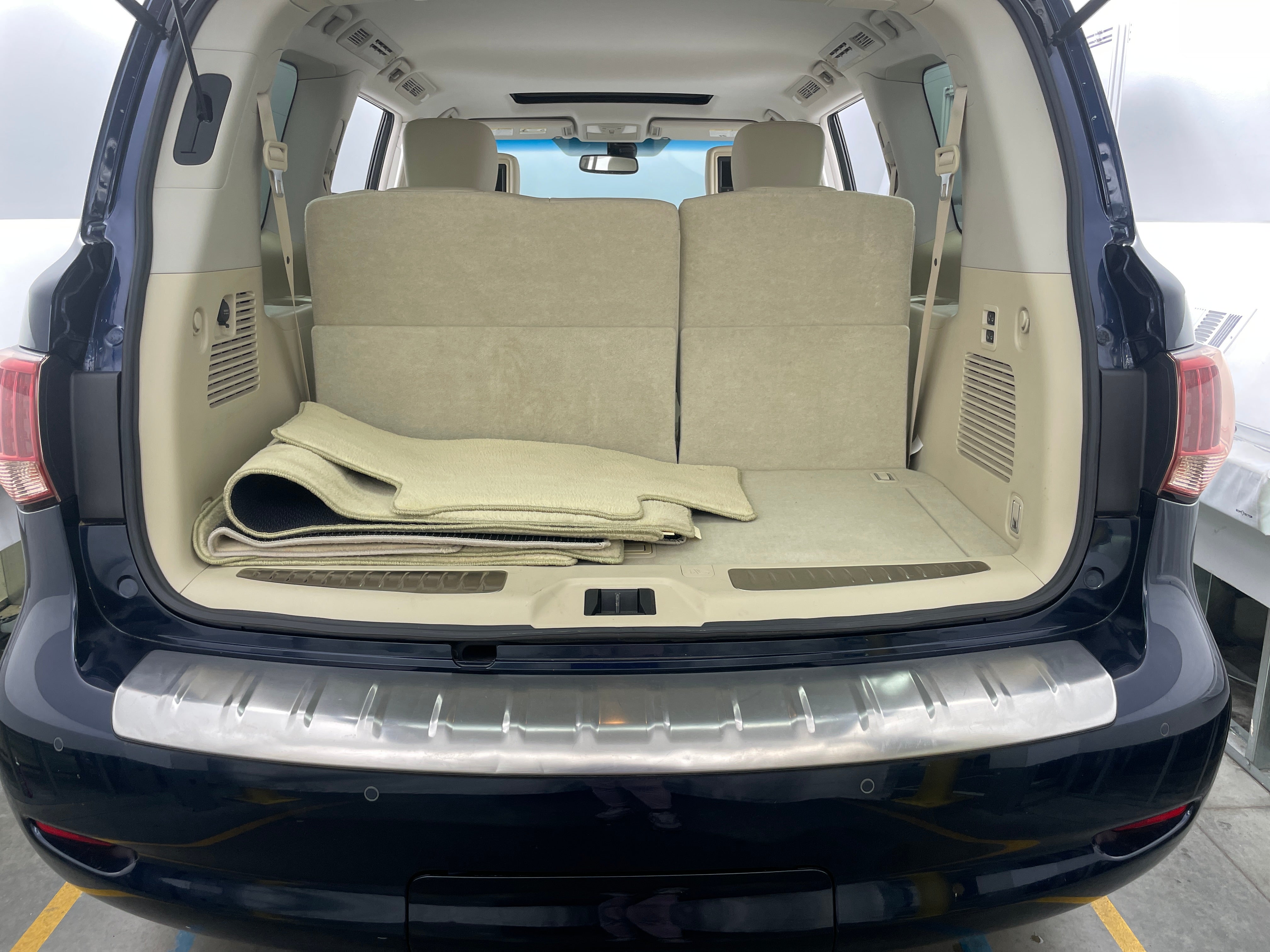 2016 INFINITI QX80 Base 6