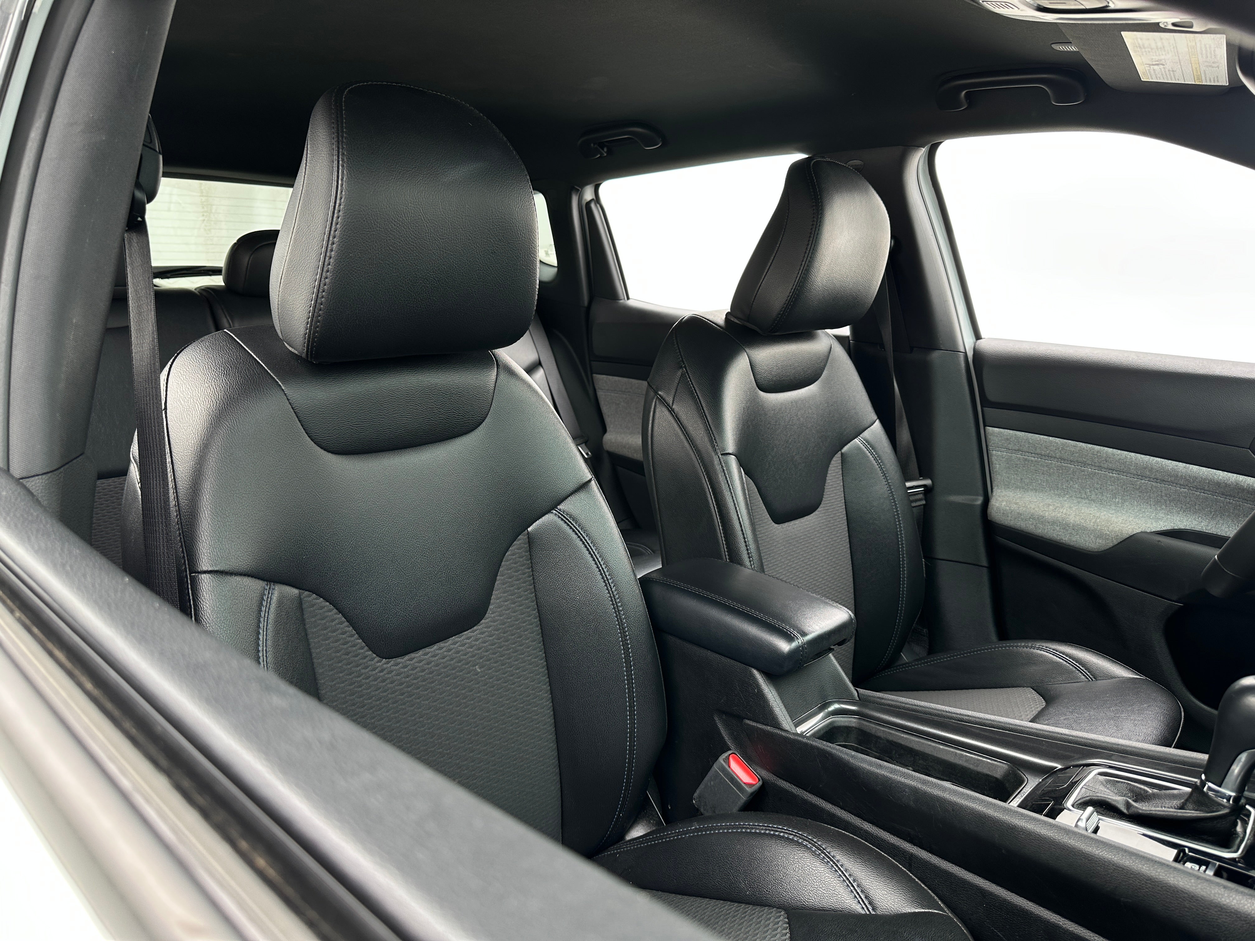 2023 Jeep Compass Latitude 2