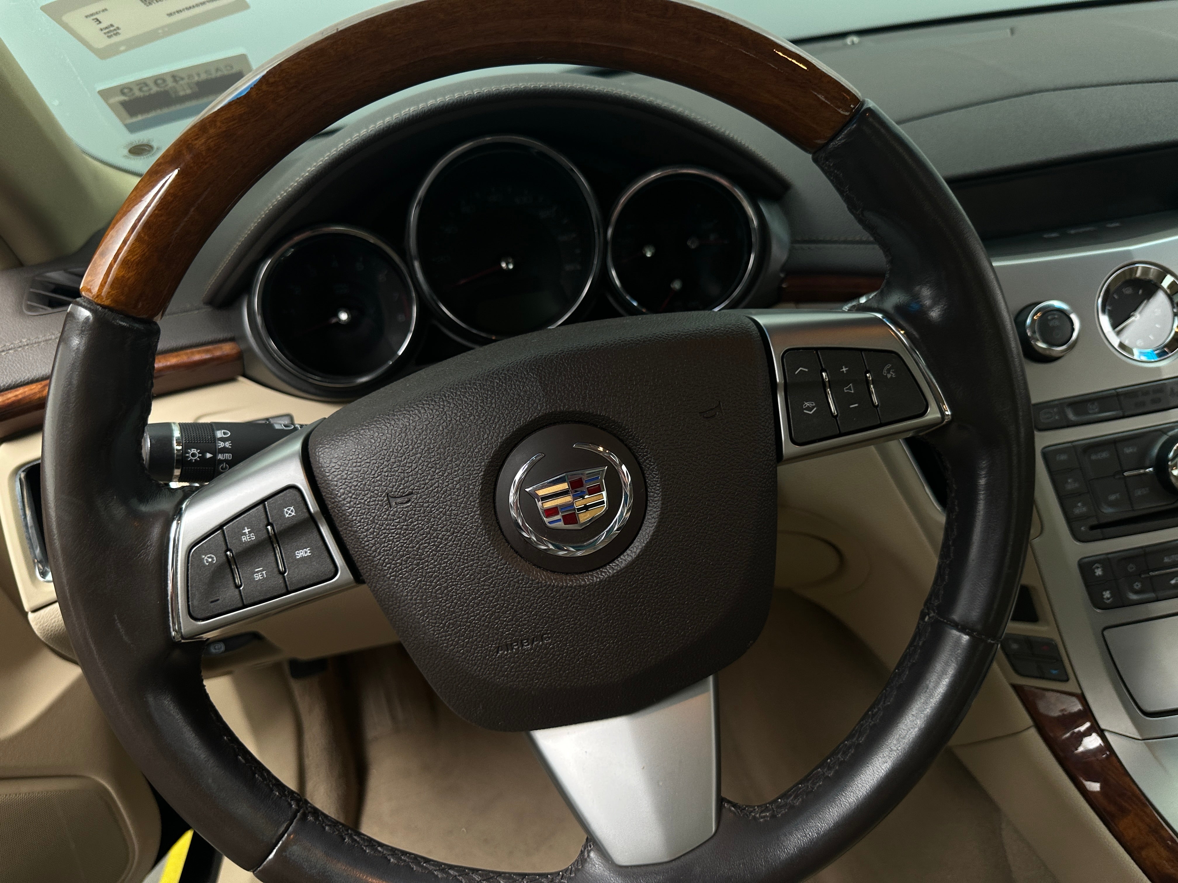 2010 Cadillac CTS Base 4