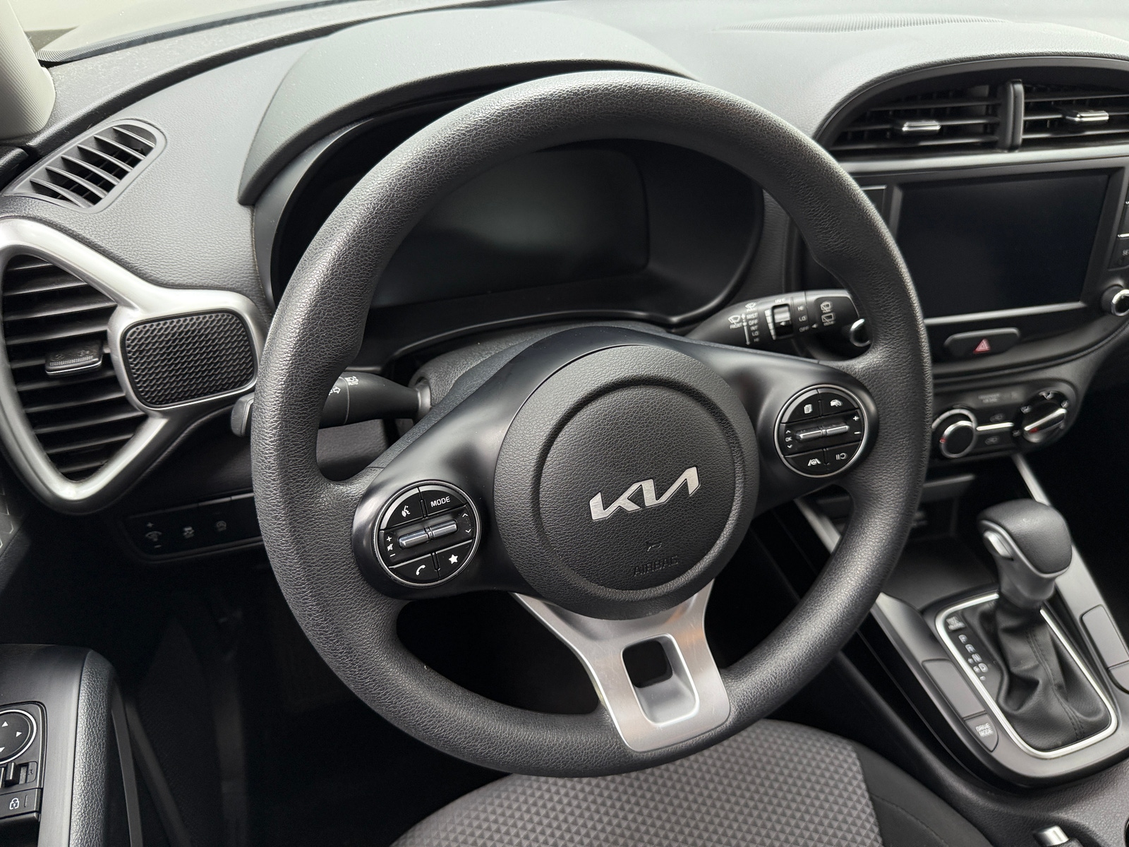 Thumbnail: 2023 Kia Soul - 5