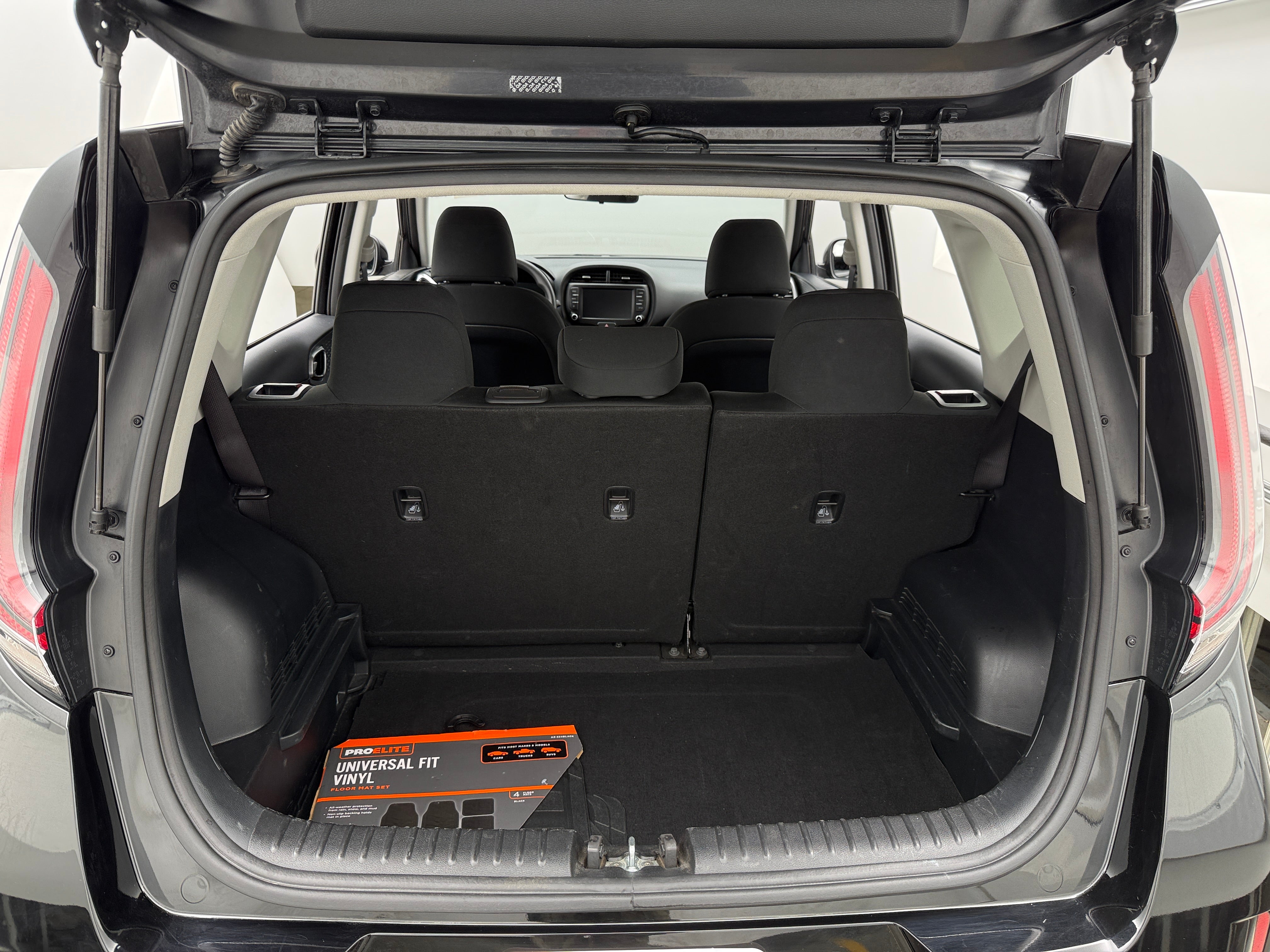 2023 Kia Soul LX 7