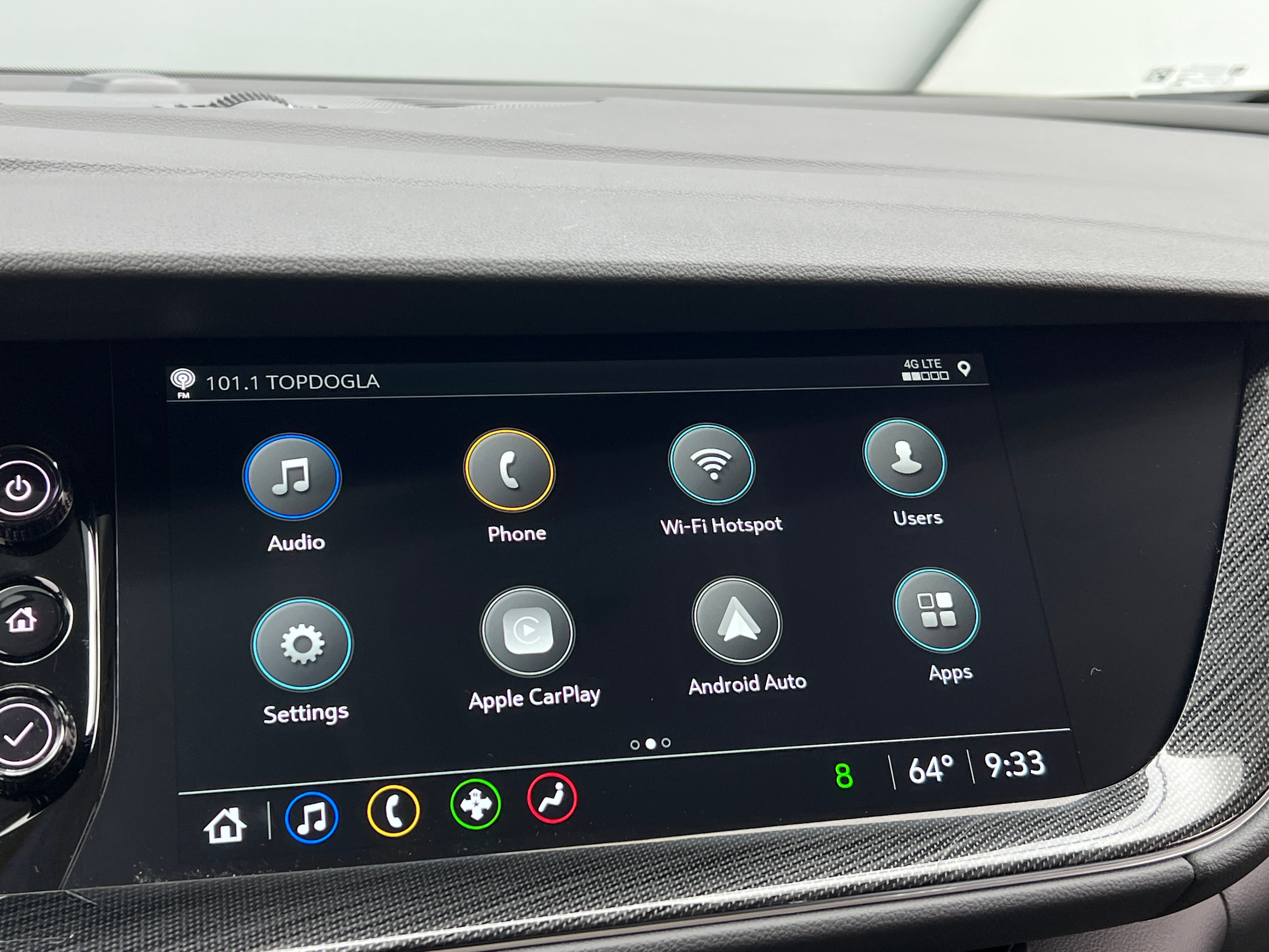 2023 Buick Envision Preferred 3