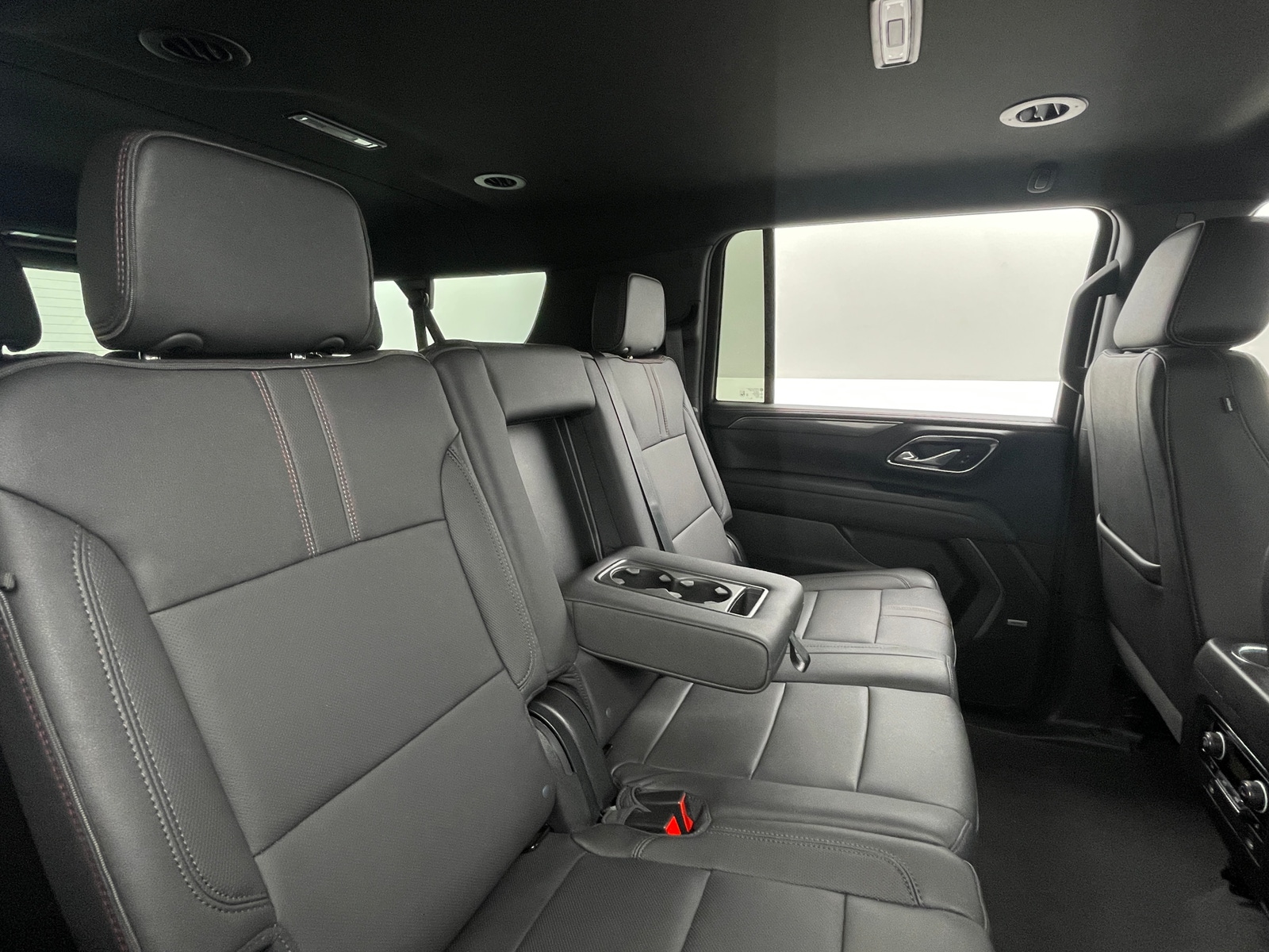 Thumbnail: 2023 Chevrolet Suburban - 5