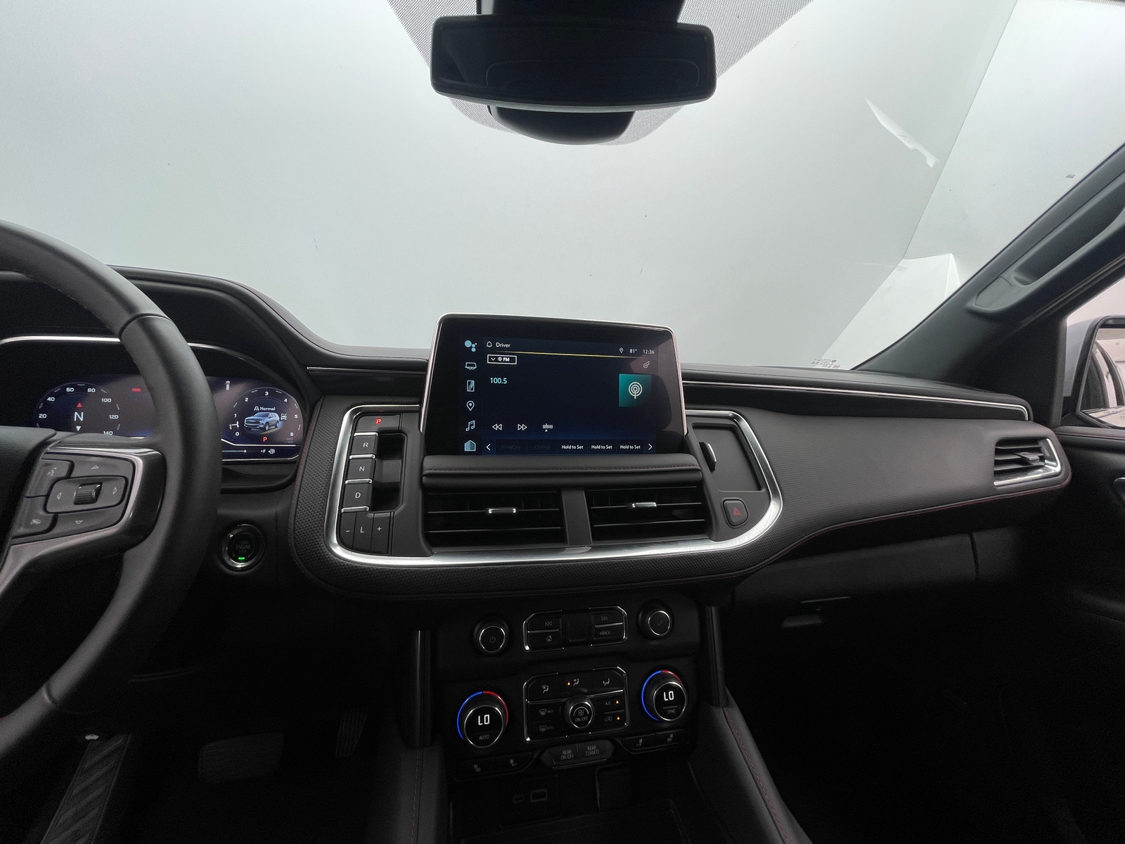 Thumbnail: 2023 Chevrolet Suburban - 3