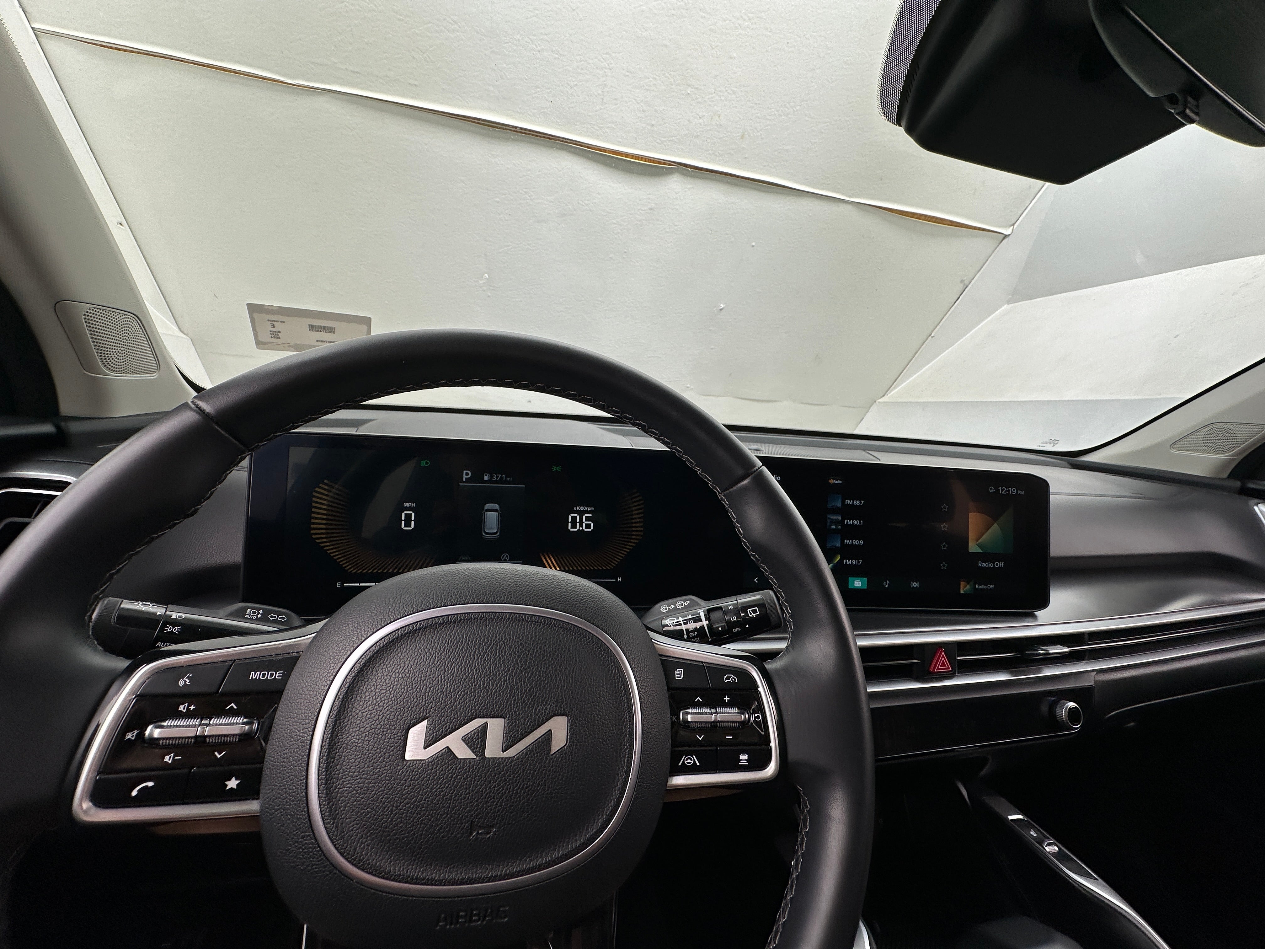 2024 Kia Sorento S 2