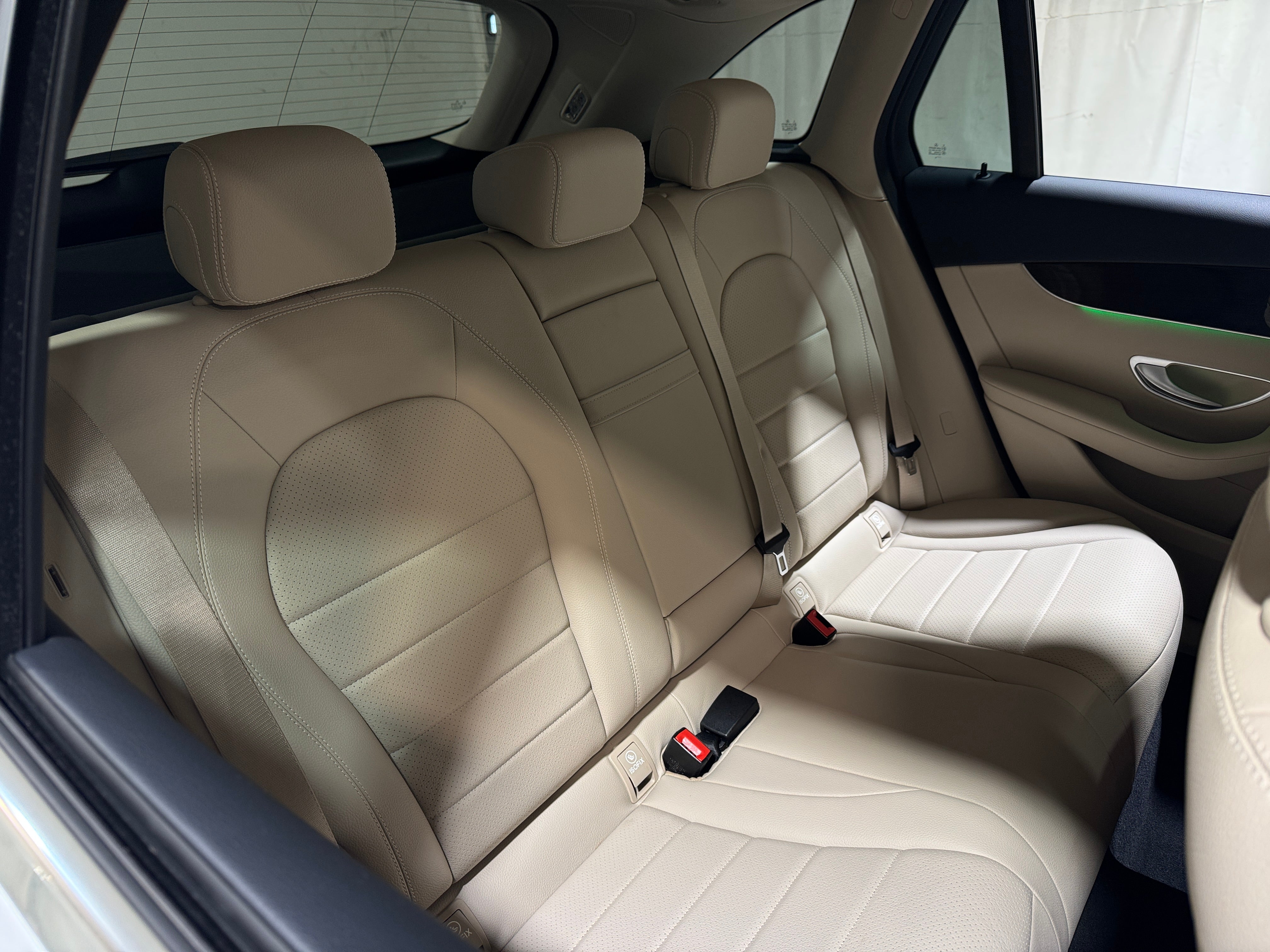 2022 Mercedes-Benz GLC 300 5