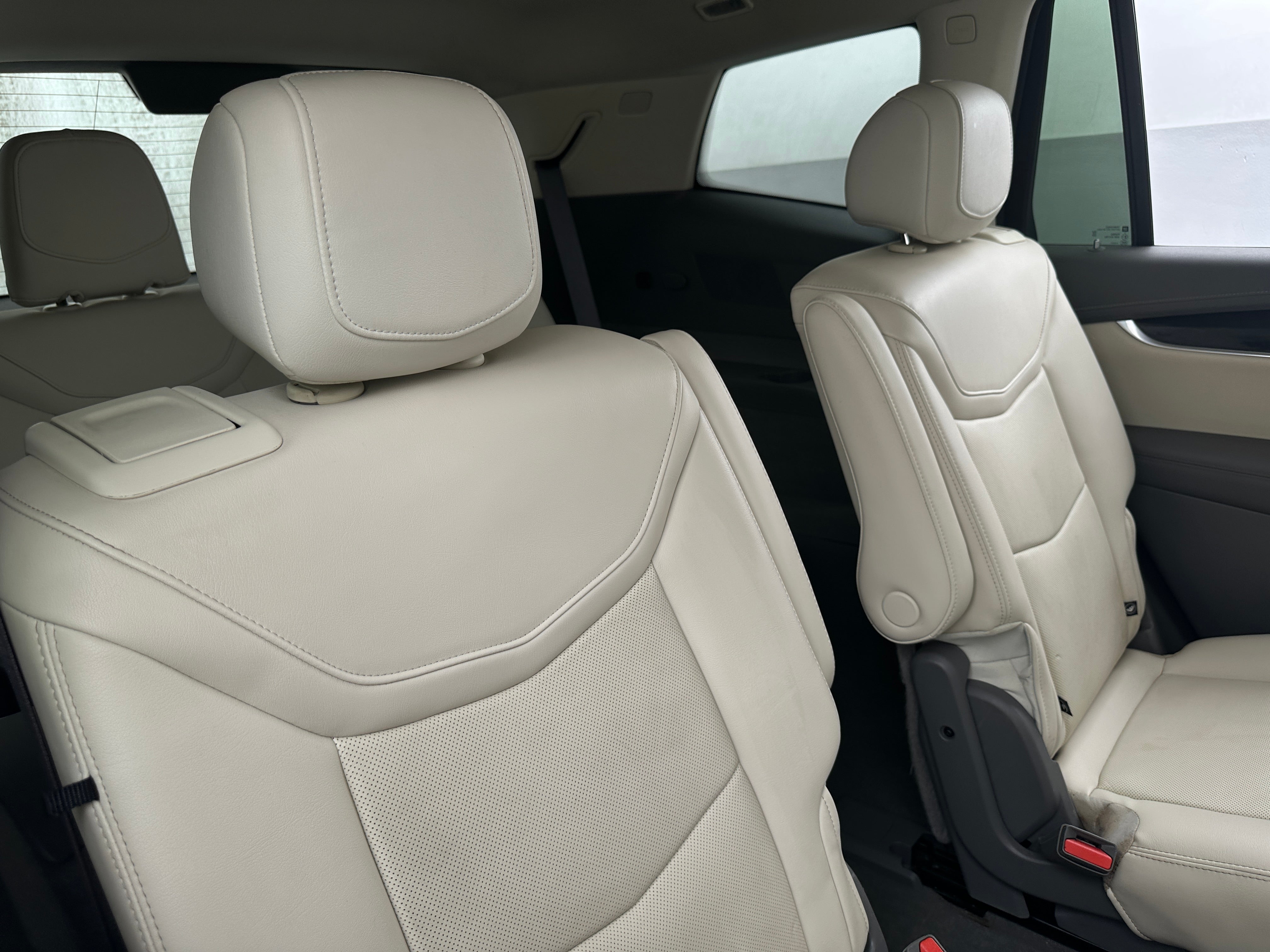 2021 Cadillac XT6 Premium Luxury 5