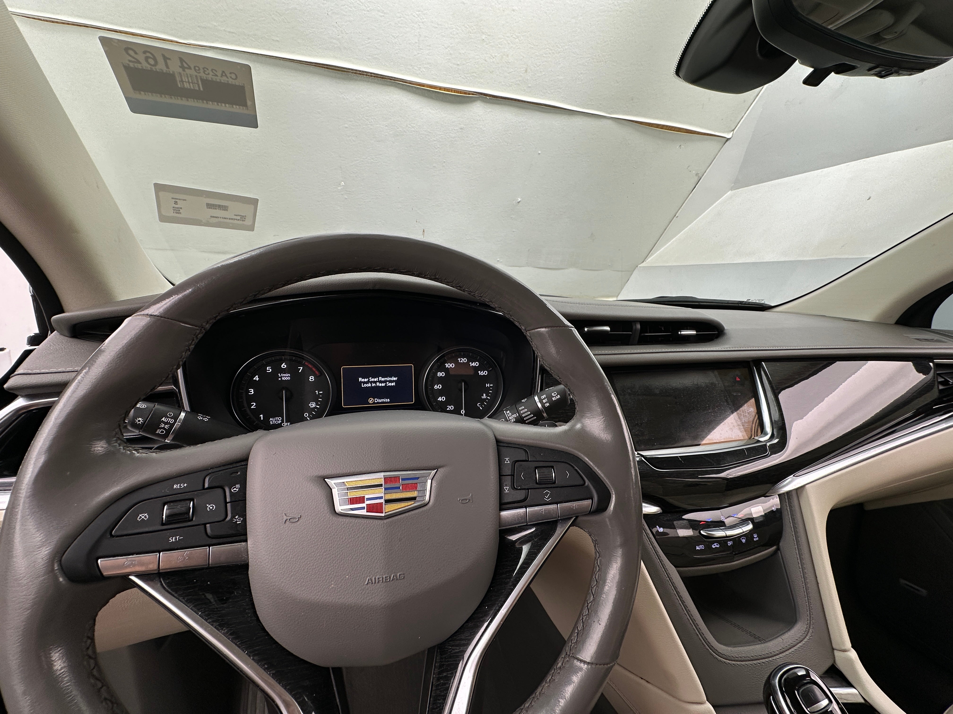 2021 Cadillac XT6 Premium Luxury 2