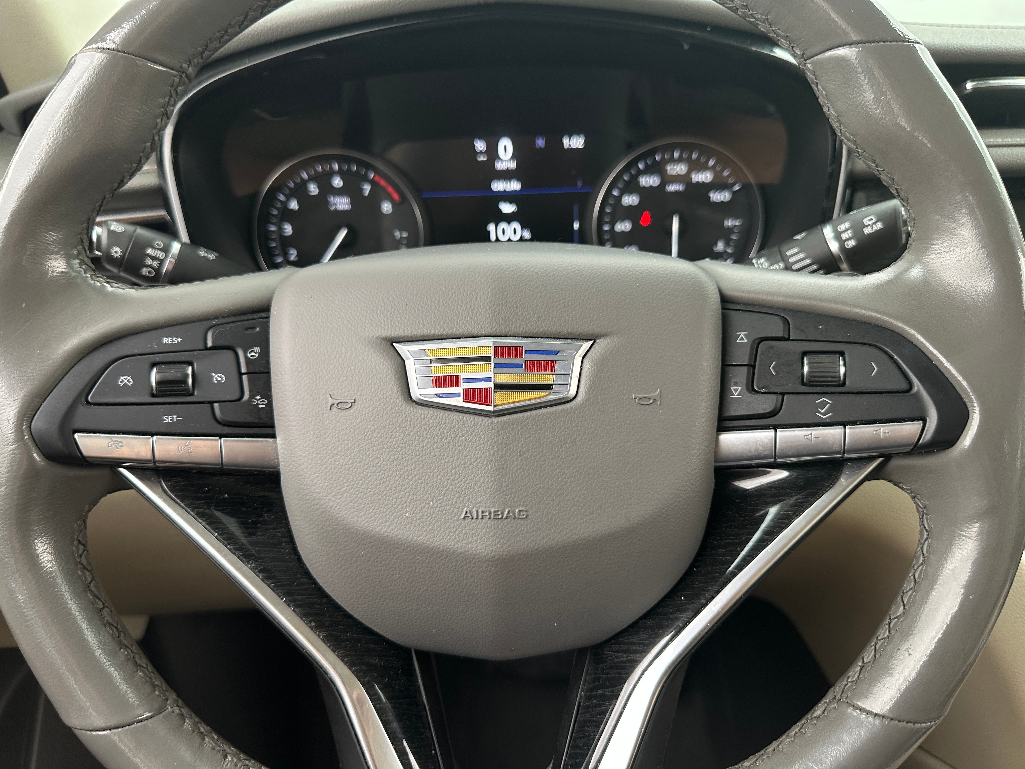2021 Cadillac XT6 Premium Luxury 4