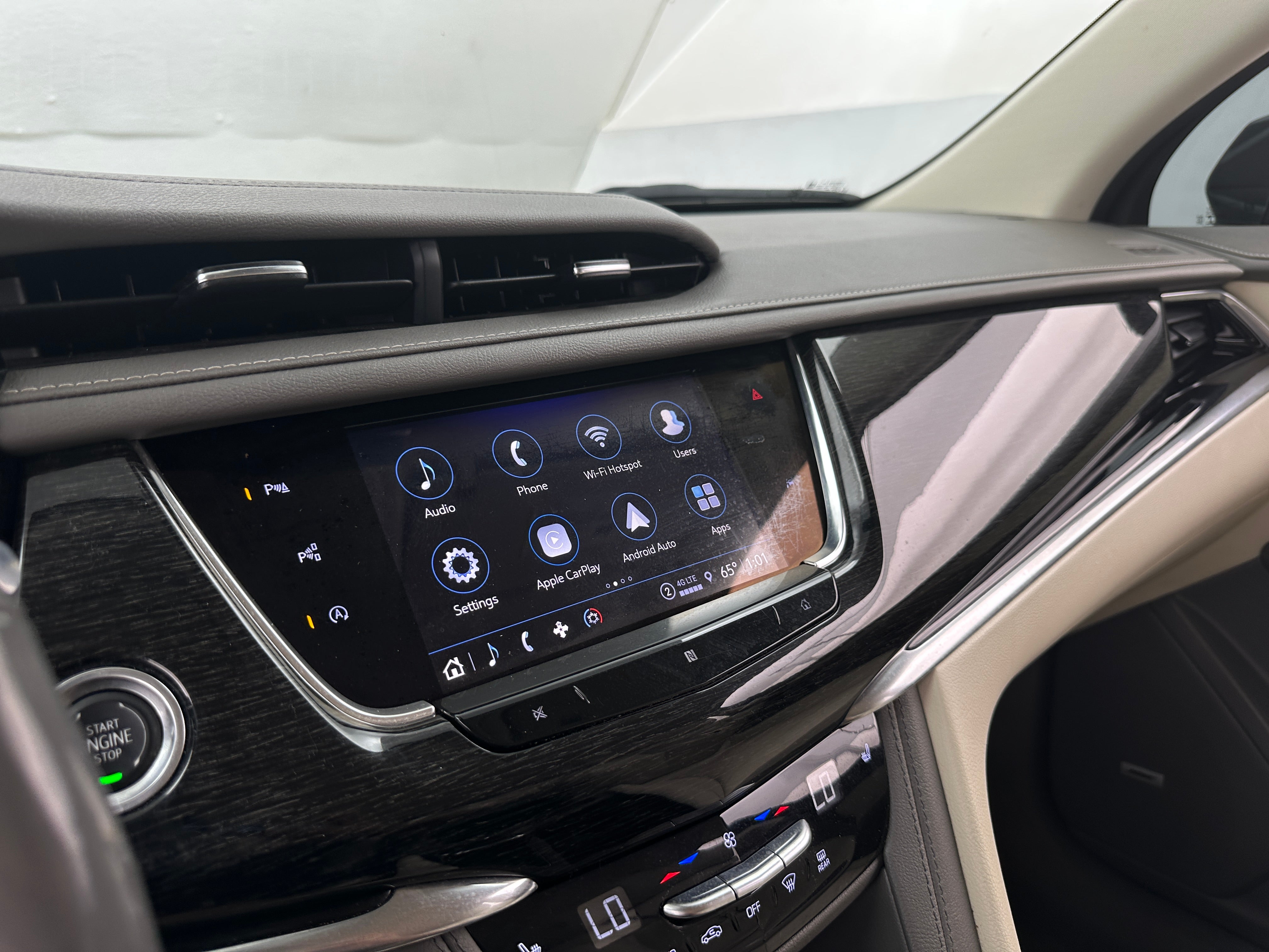 2021 Cadillac XT6 Premium Luxury 3