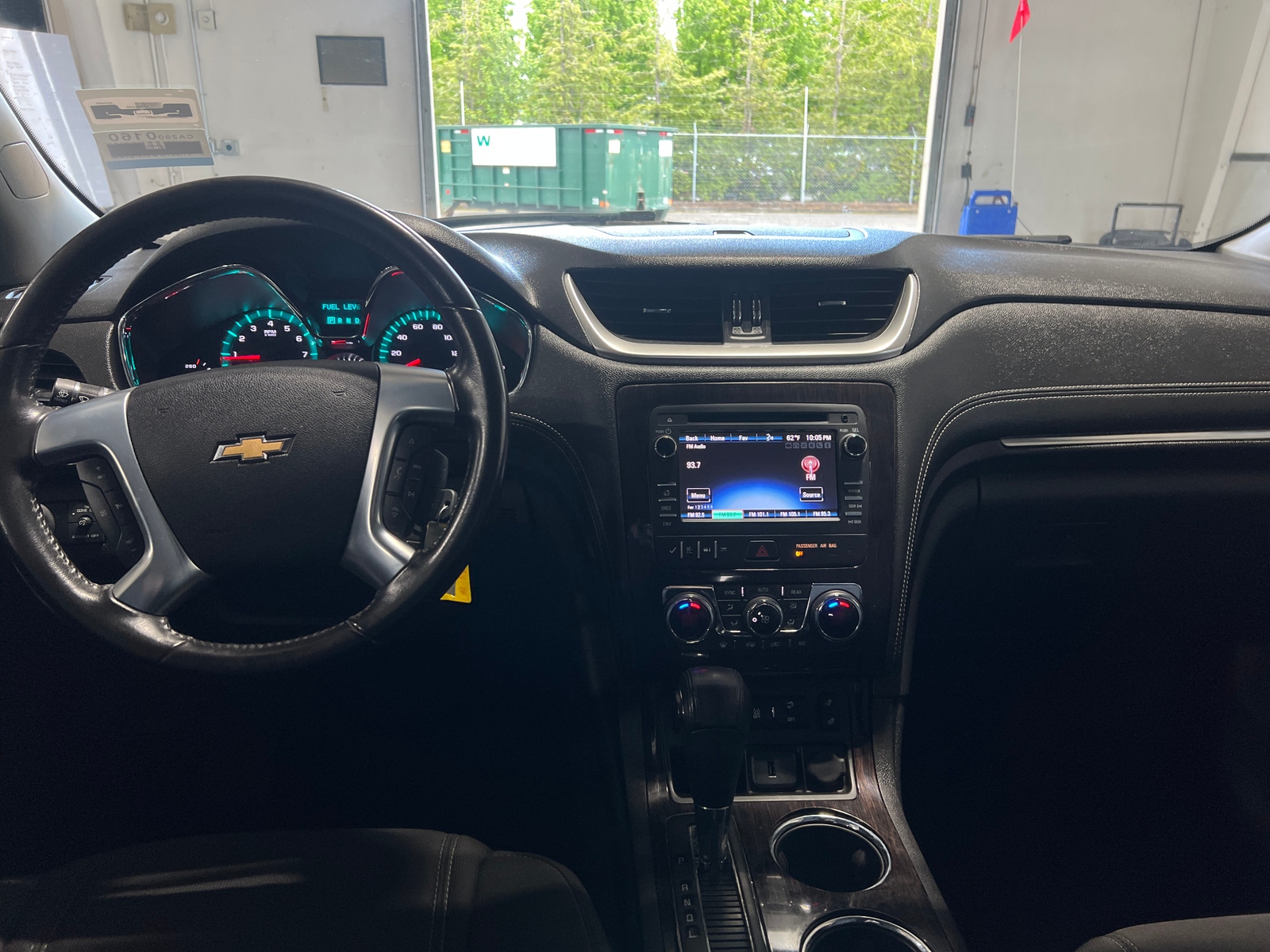 Thumbnail: 2015 Chevrolet Traverse - 3