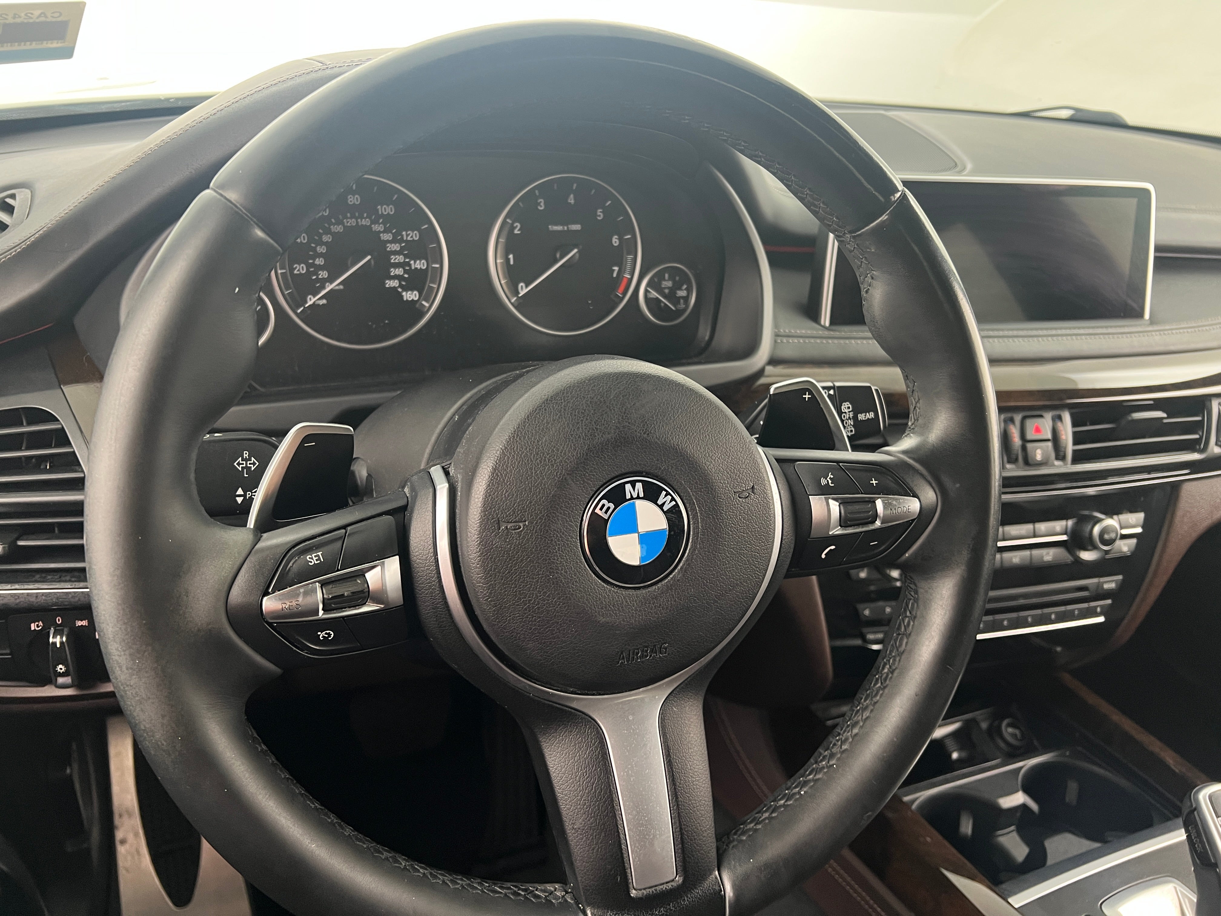 2015 BMW X5 xDrive50i 4