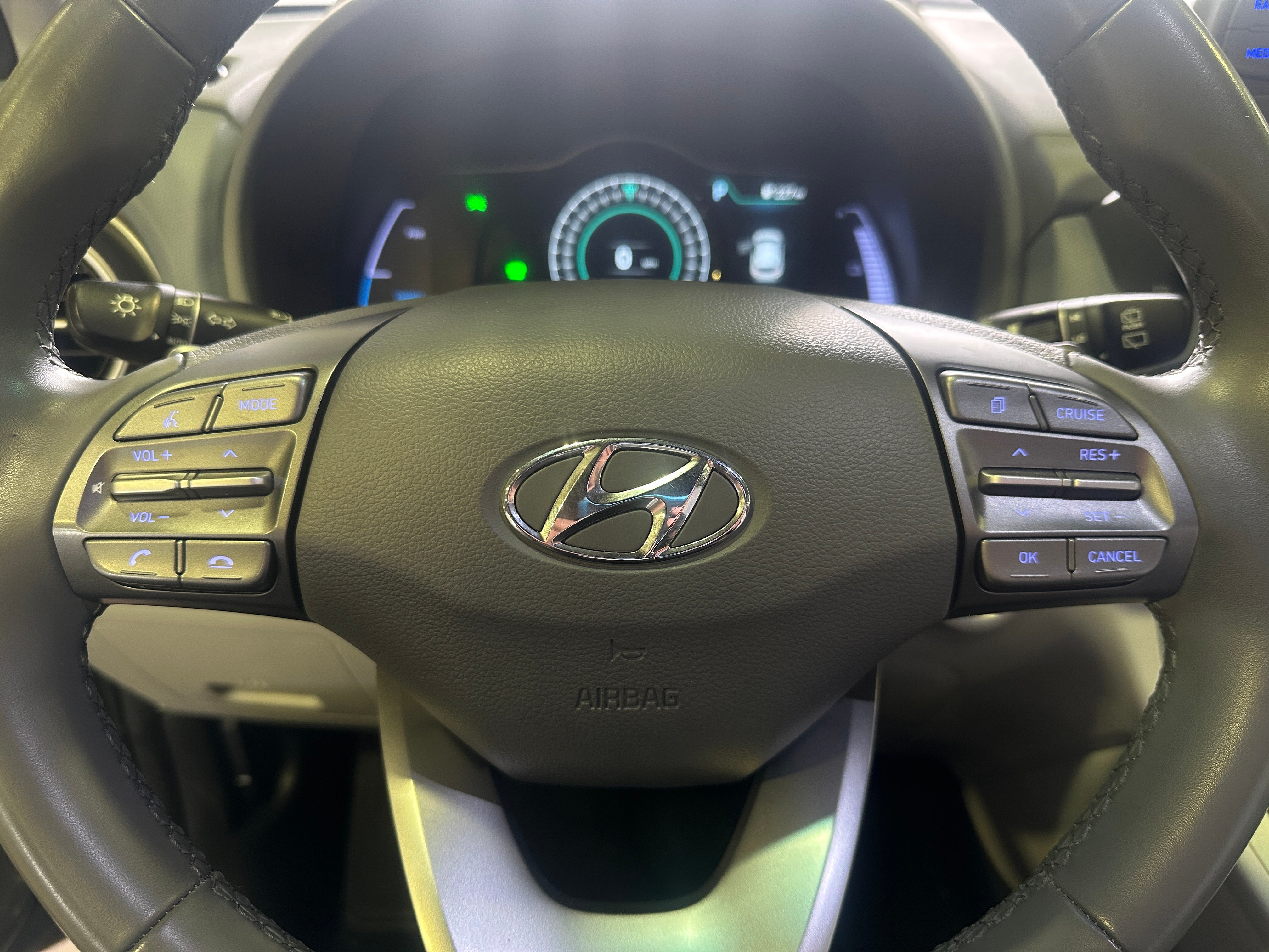 2021 Hyundai Kona Limited 4
